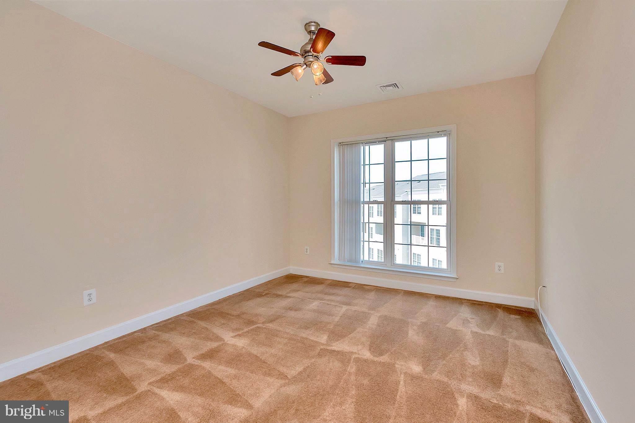 POTOMAC CLUB - Residential