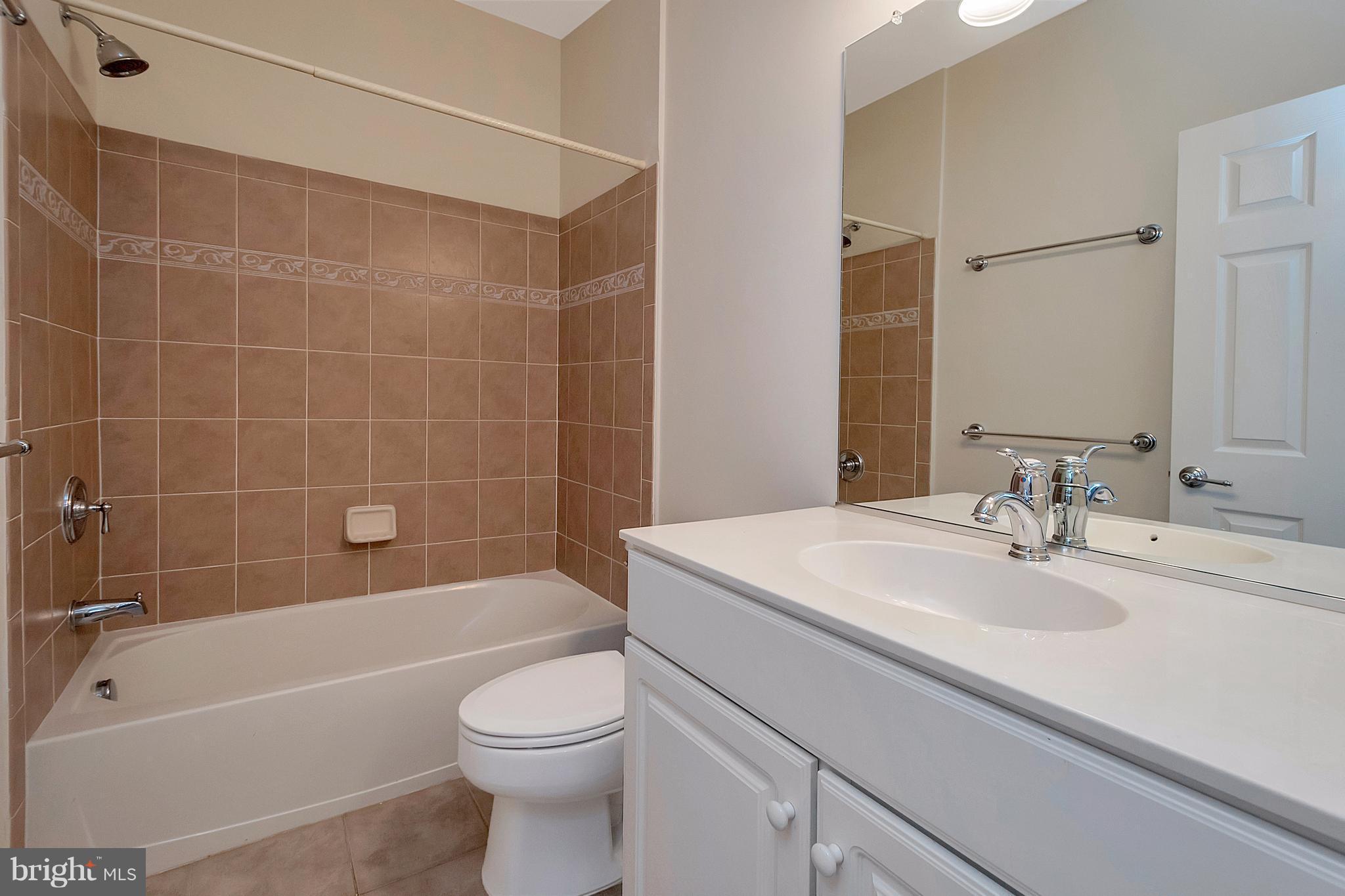 POTOMAC CLUB - Residential