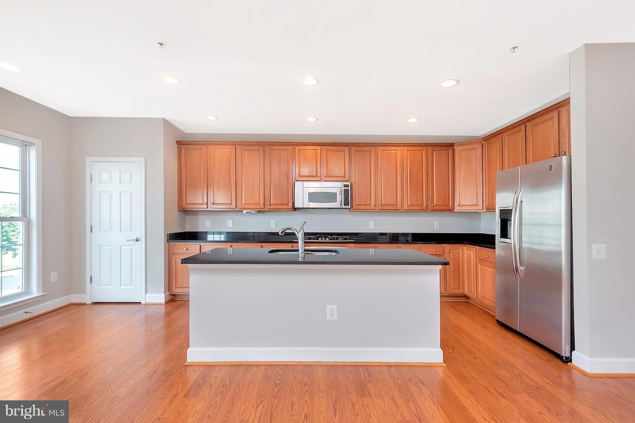 POTOMAC CLUB - Residential