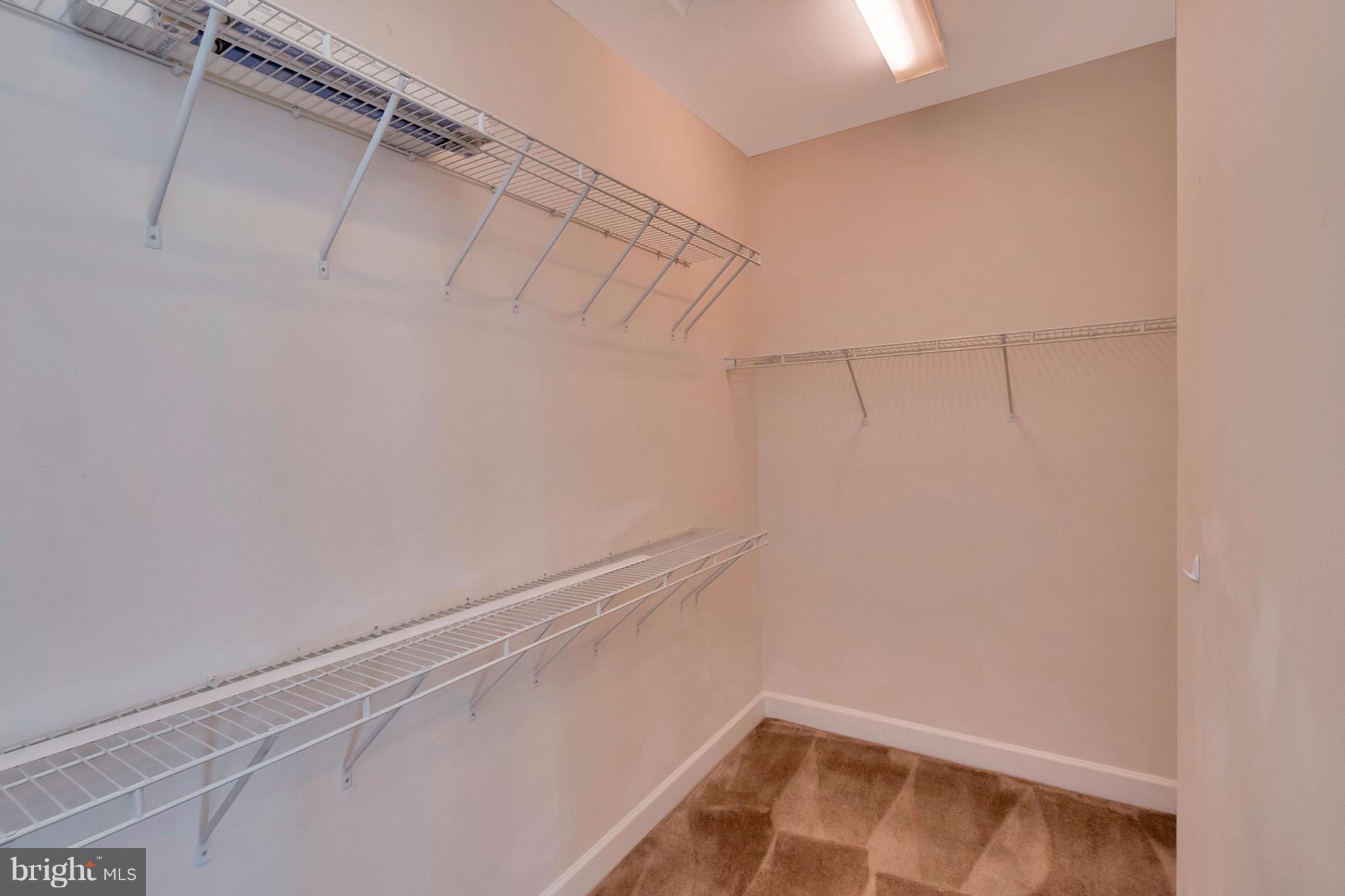 POTOMAC CLUB - Residential