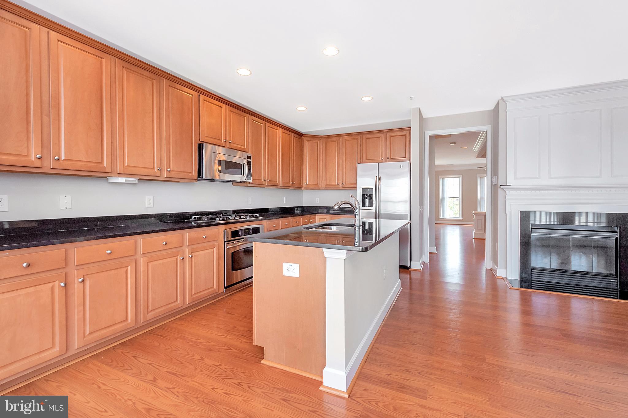 POTOMAC CLUB - Residential