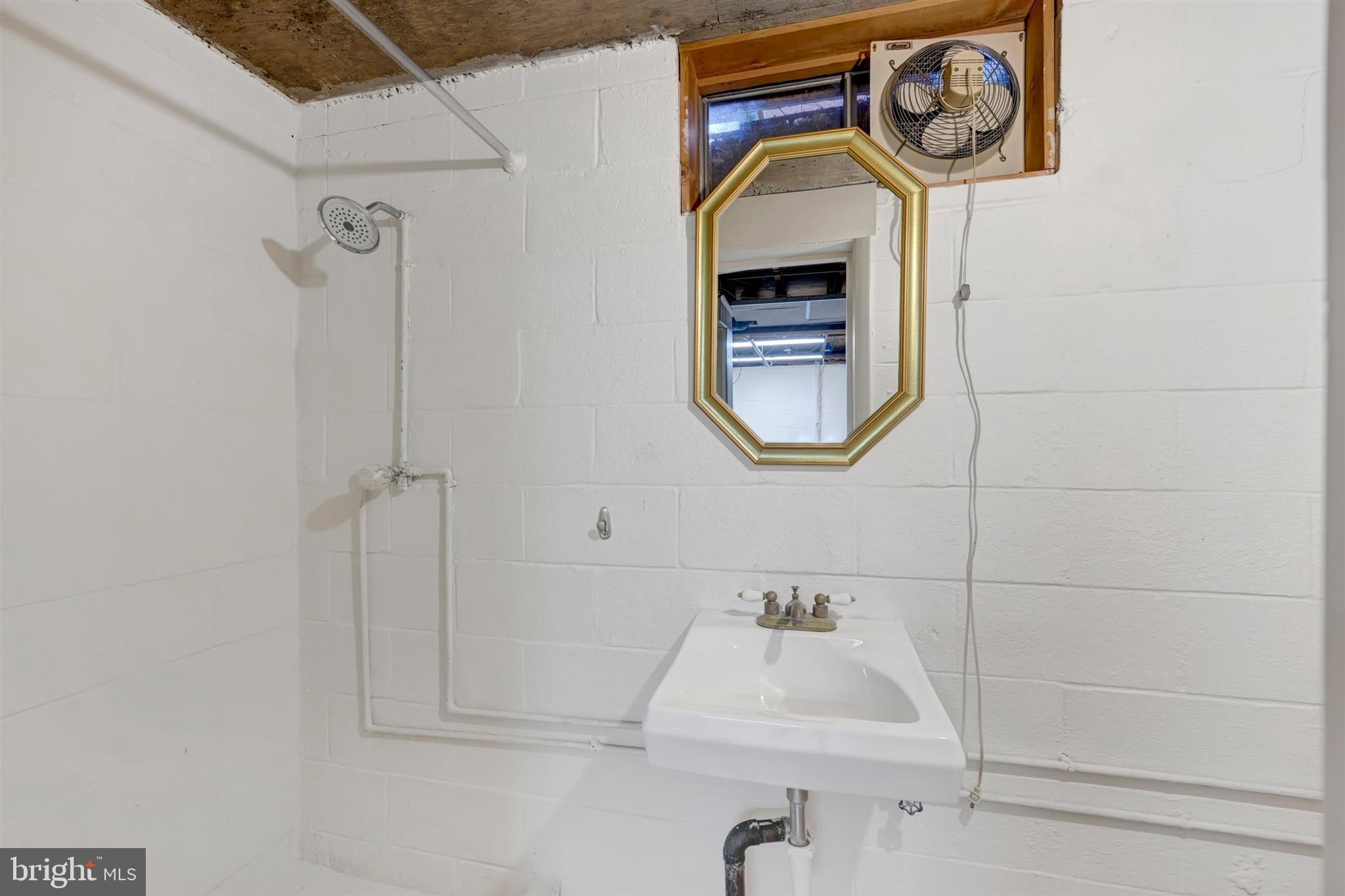 CUB HILL/CARNEY - Residential