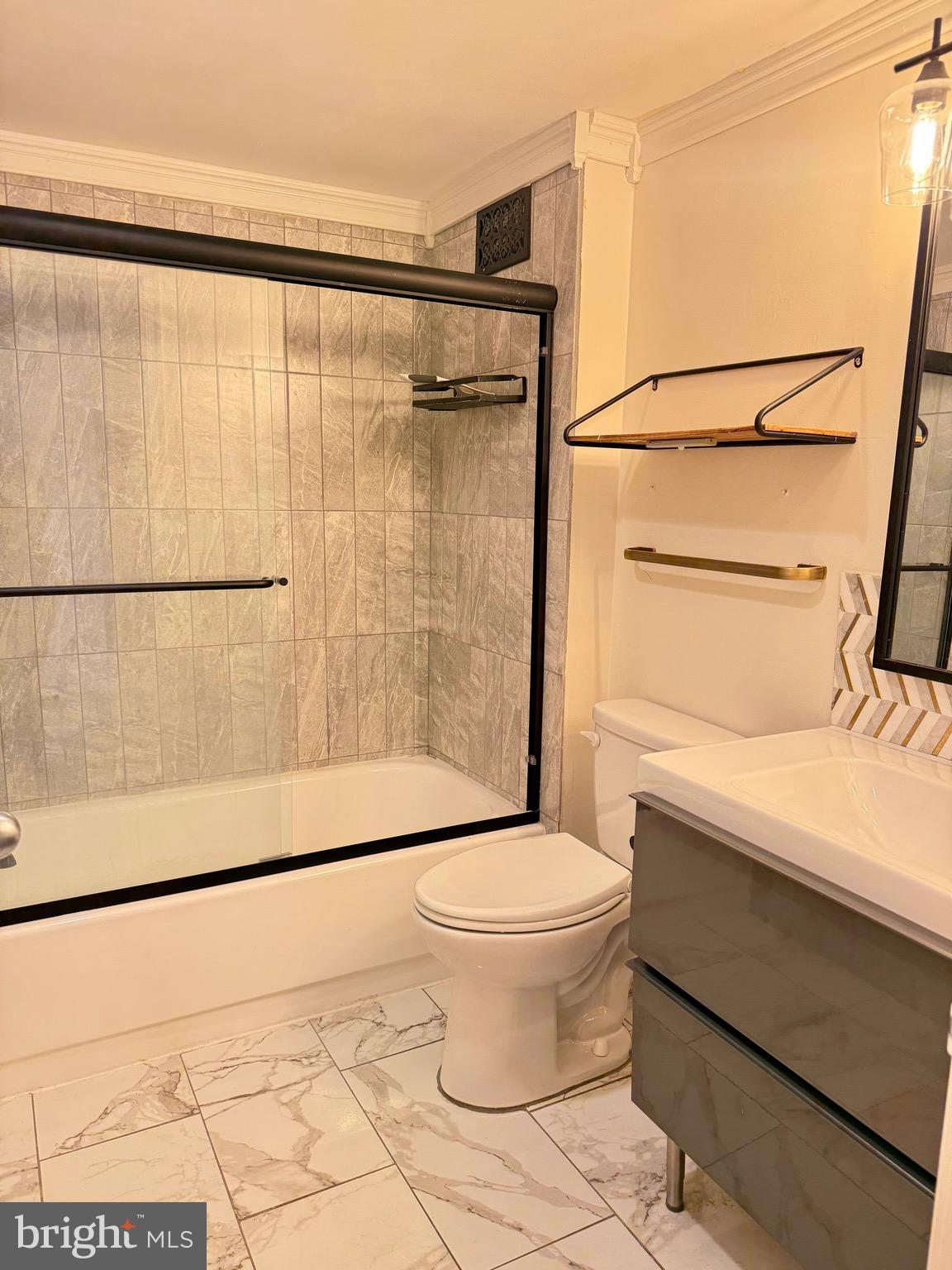 GREENHOUSE - Residential Lease