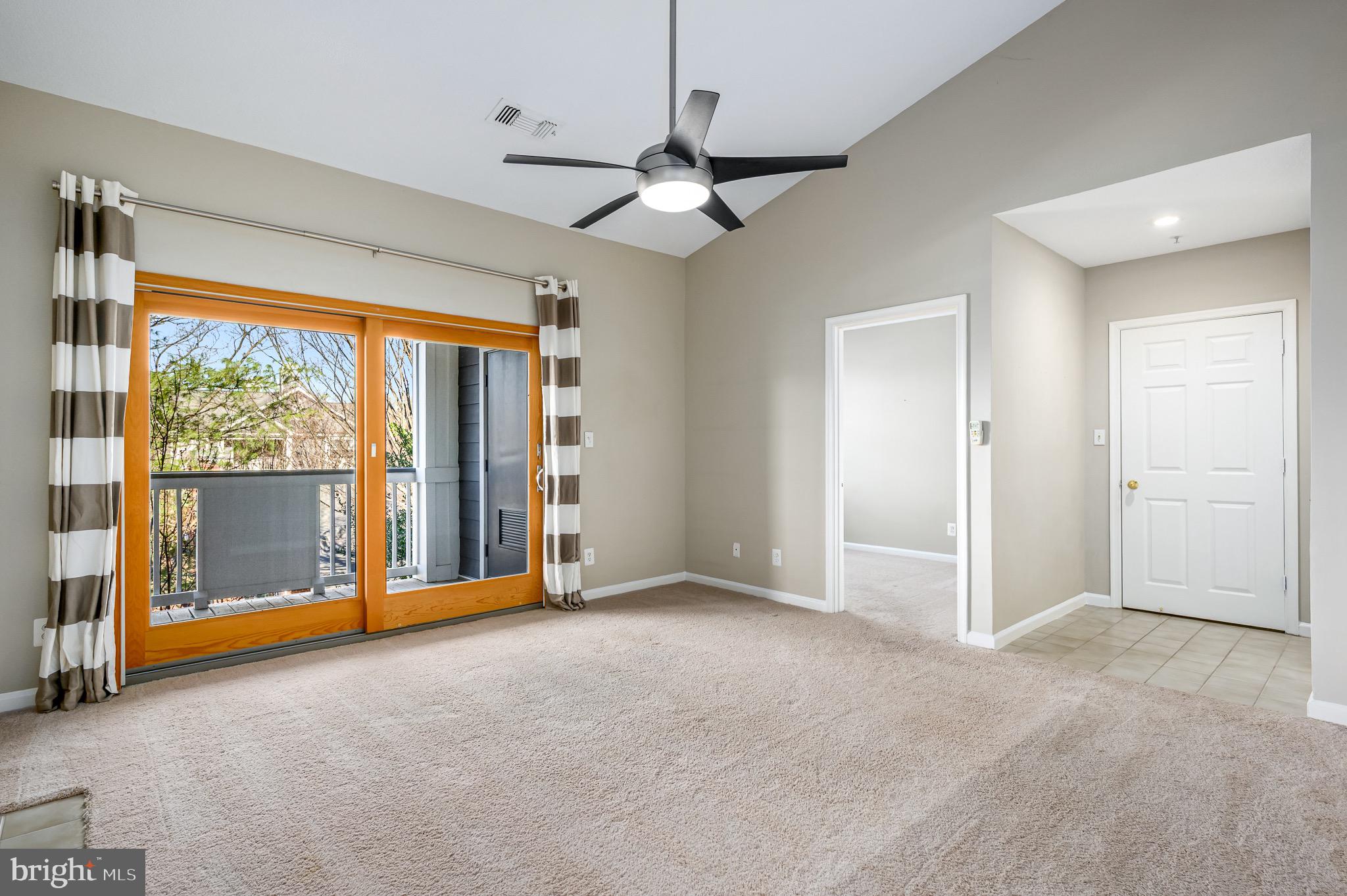 S.GLEN AT UNIVERSITY CTR - Residential