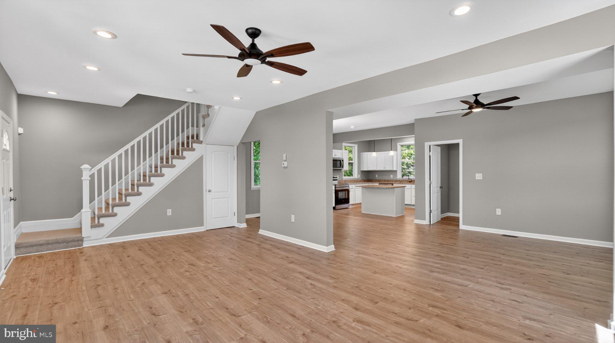 HAMILTON HILLS - Residential