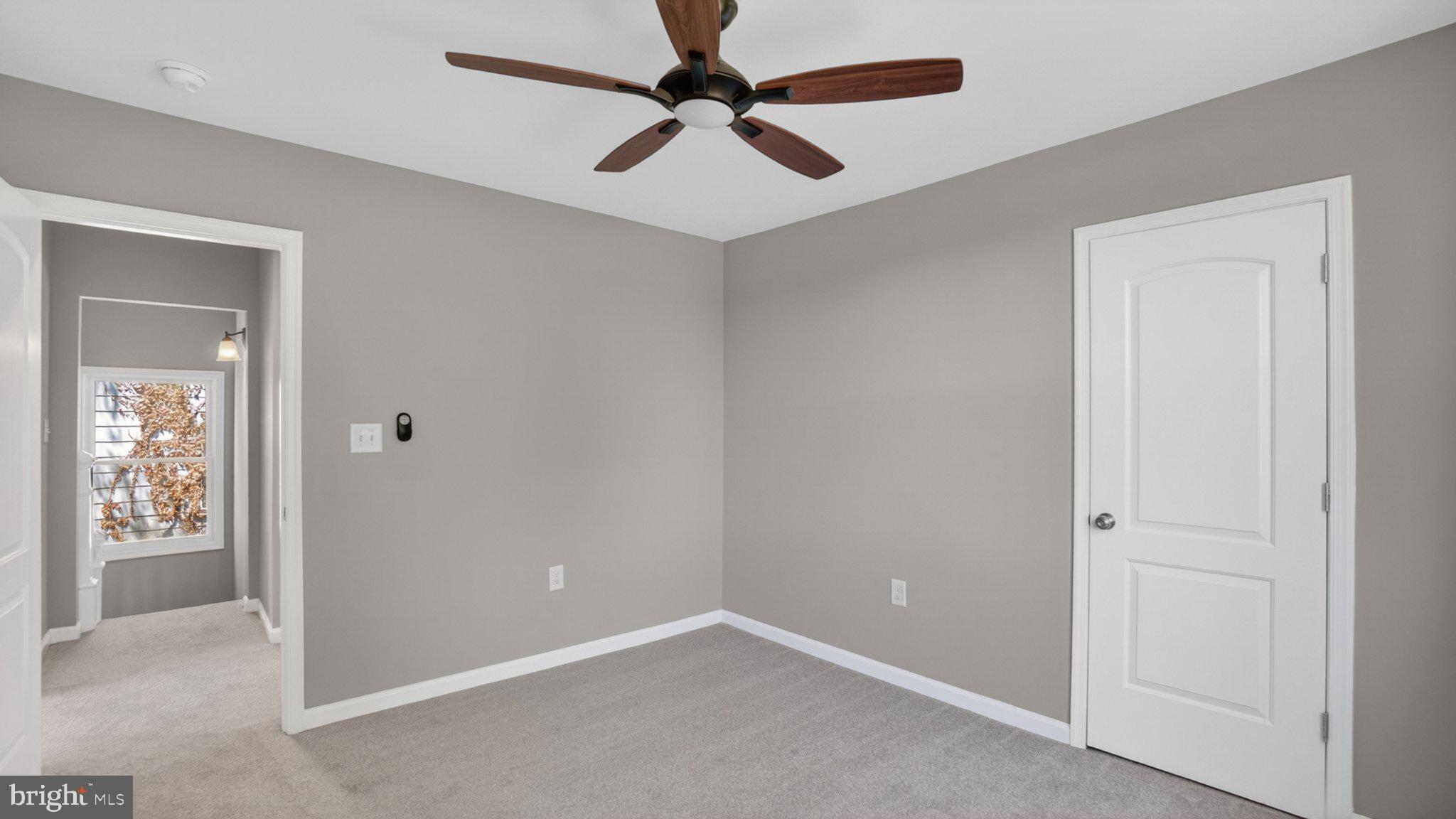 HAMILTON HILLS - Residential