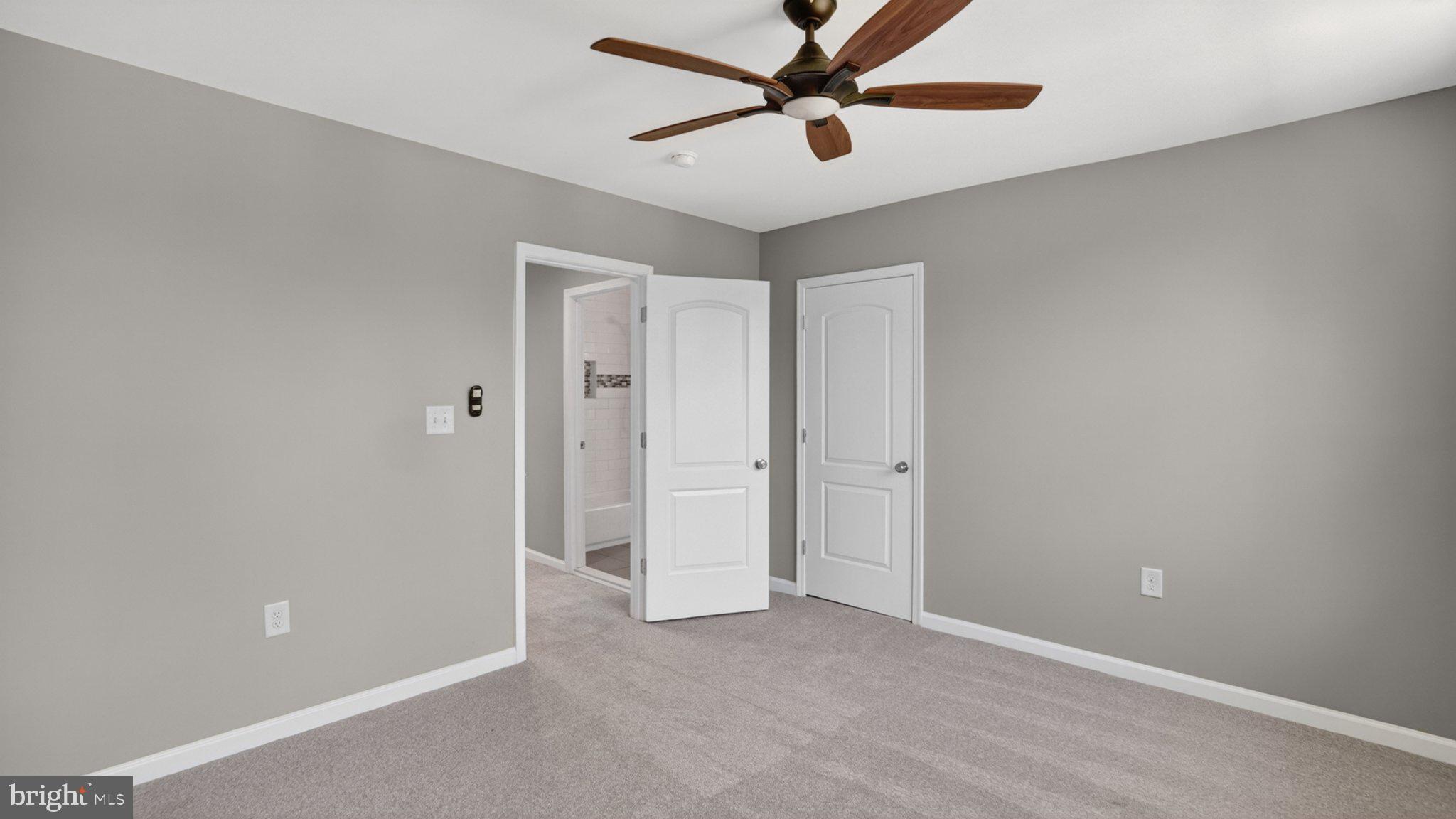 HAMILTON HILLS - Residential