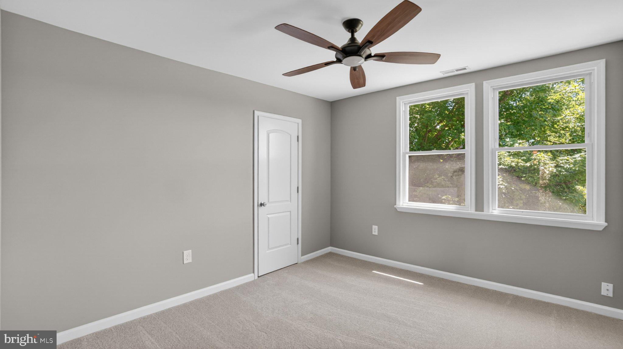 HAMILTON HILLS - Residential