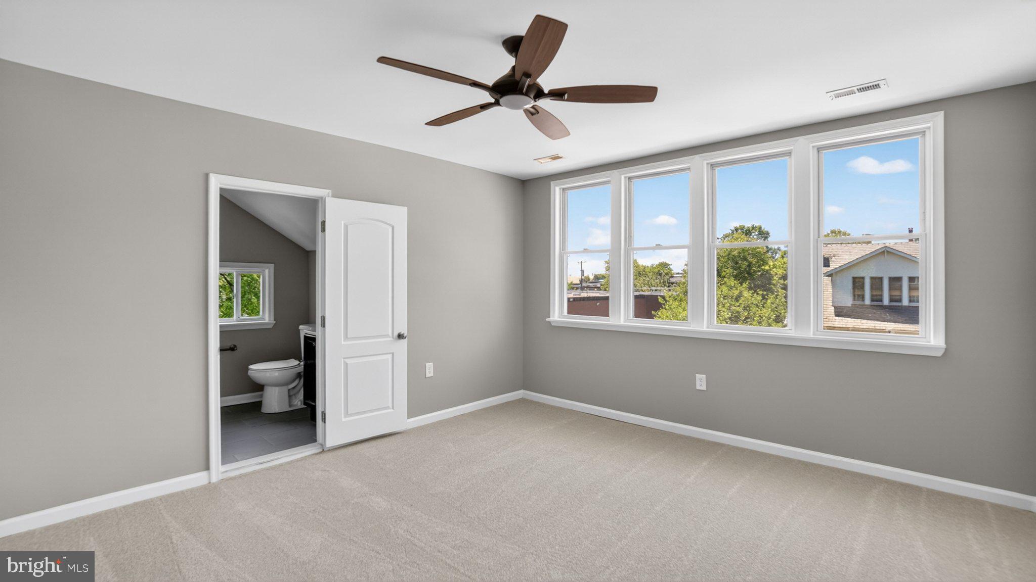 HAMILTON HILLS - Residential