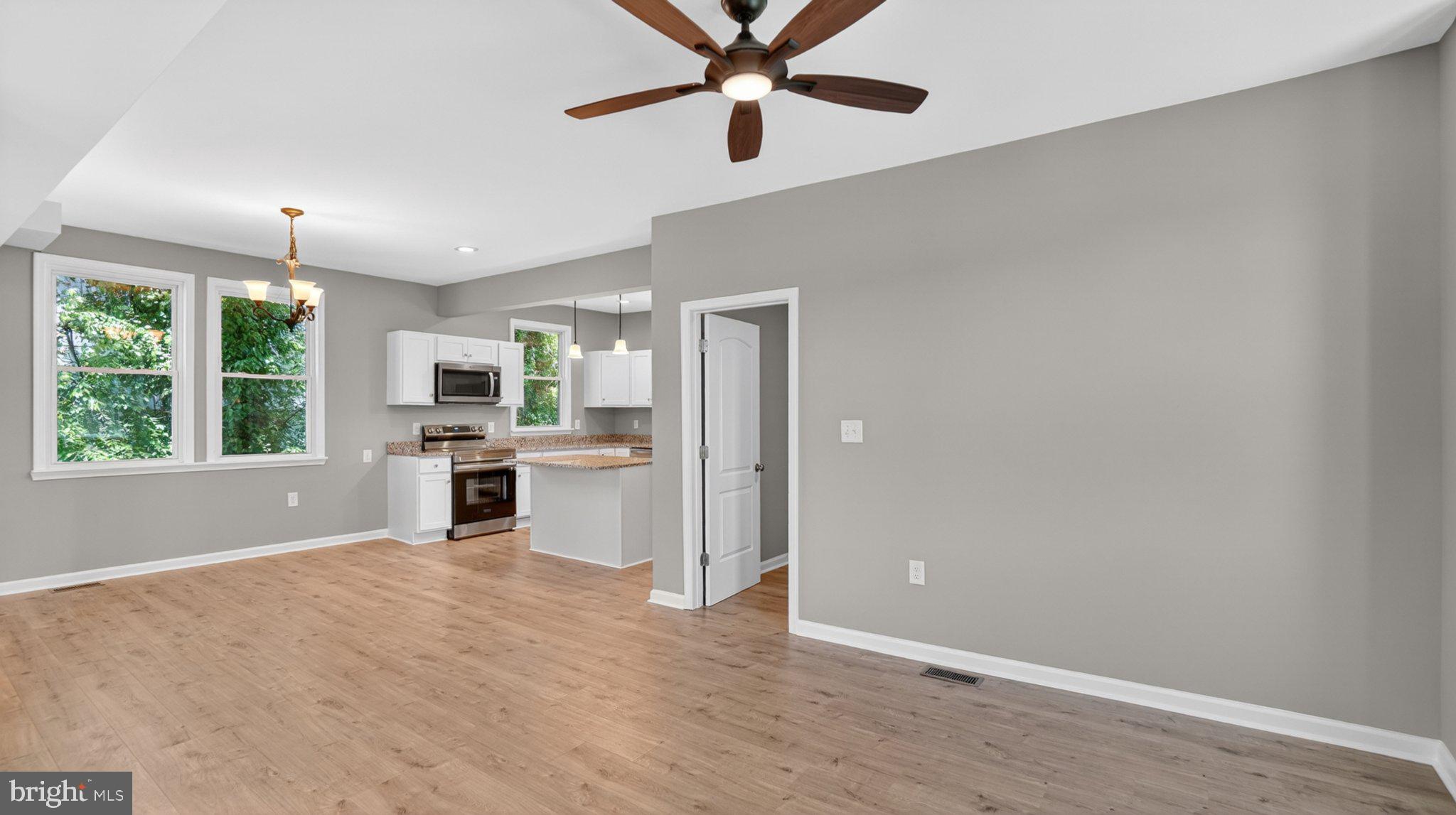 HAMILTON HILLS - Residential