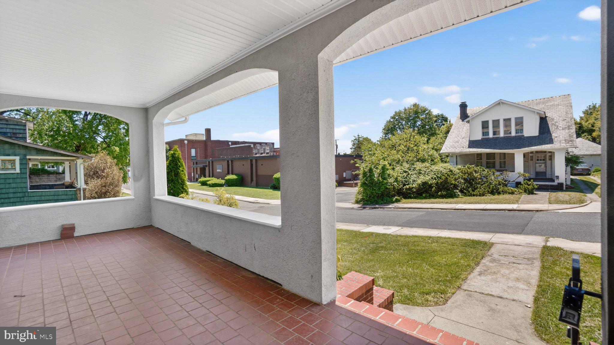 HAMILTON HILLS - Residential