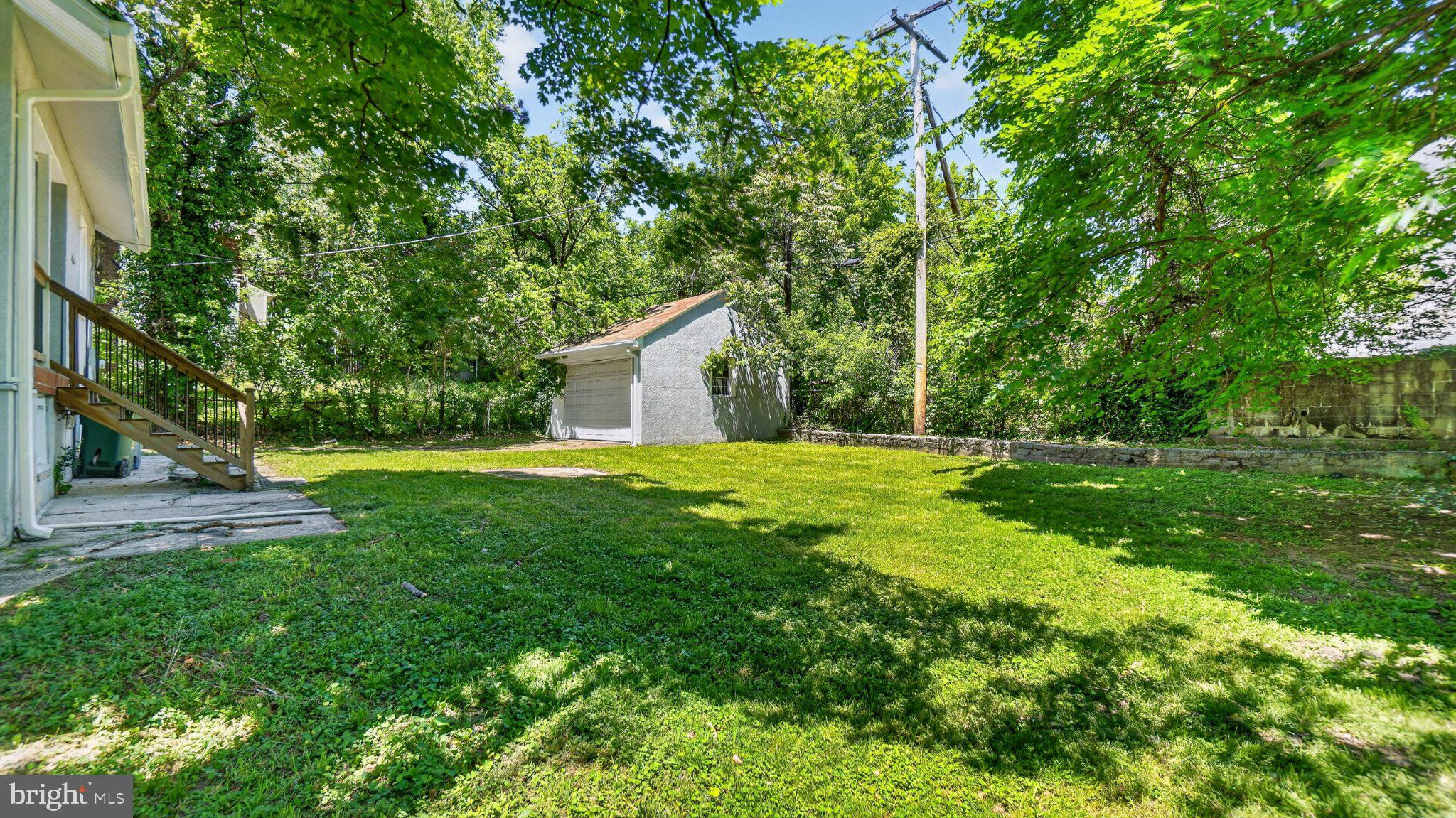 HAMILTON HILLS - Residential