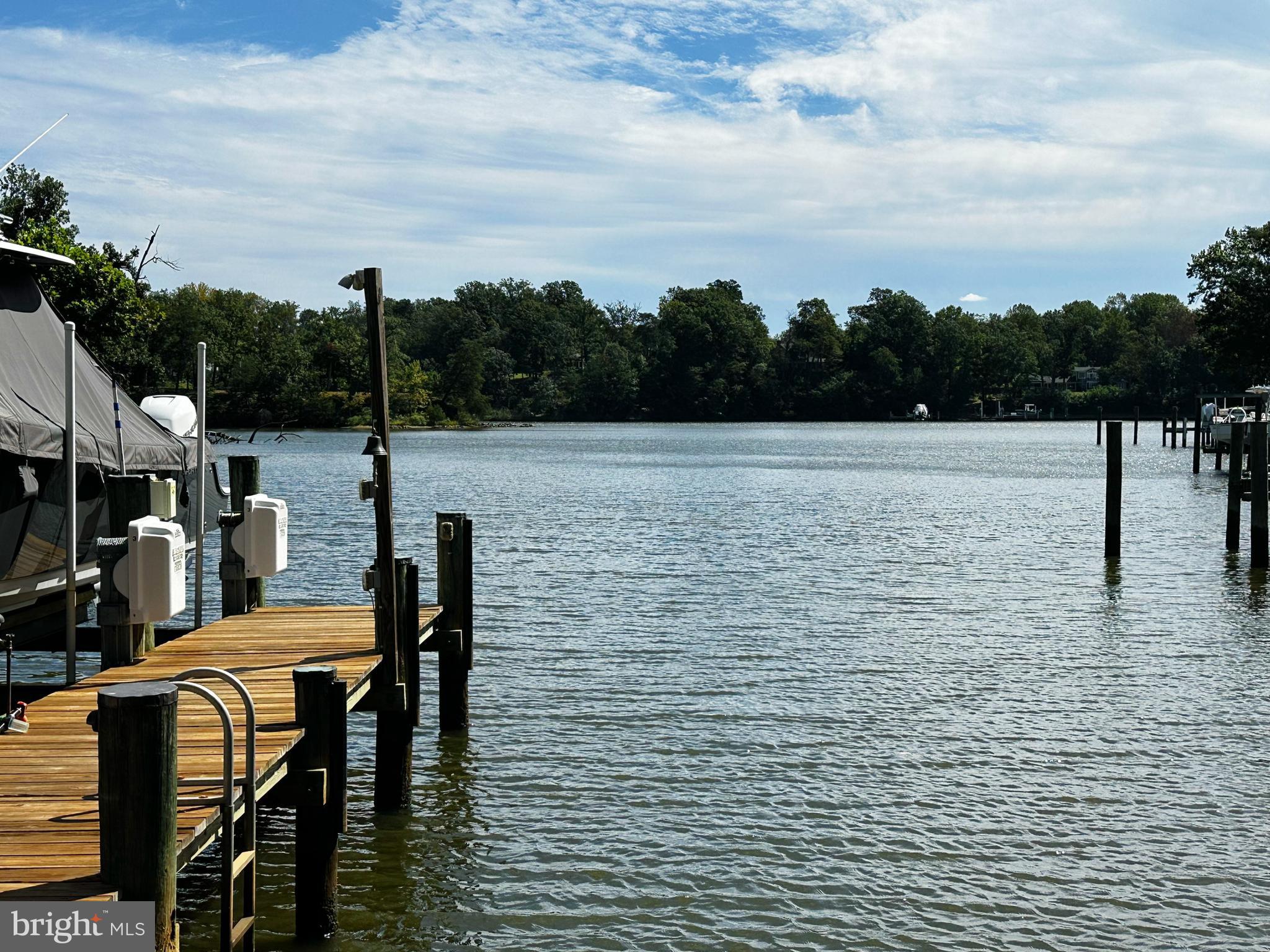 POPLAR POINT - Residential