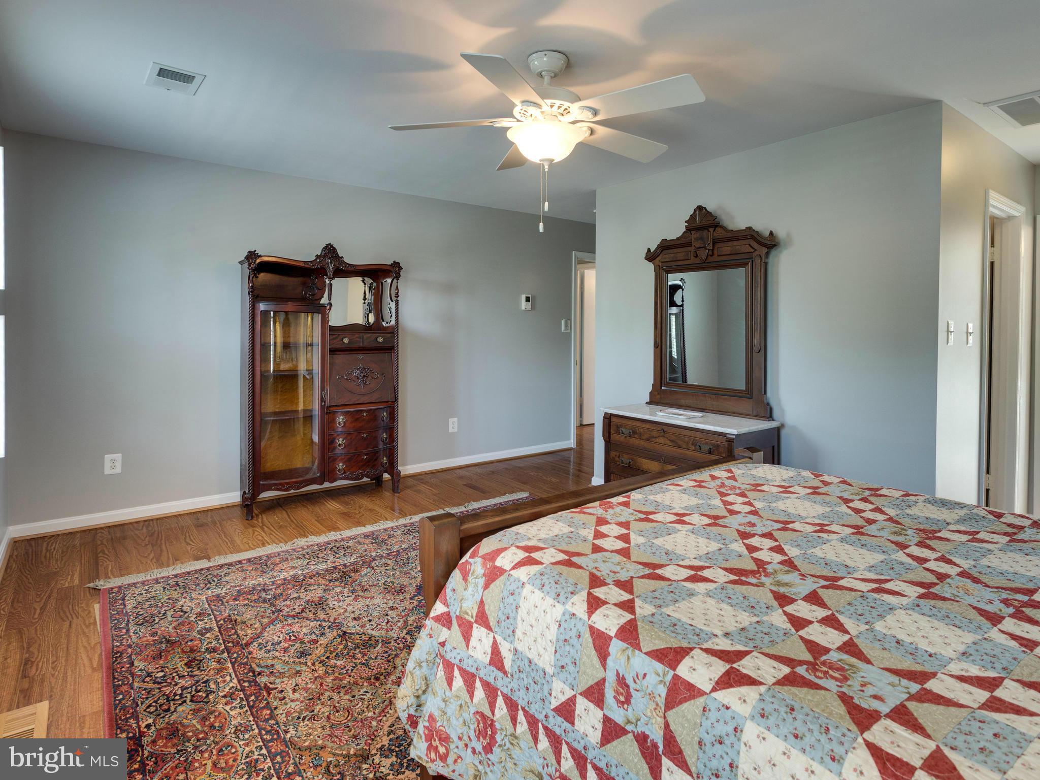 LEIGH MEADOW - Residential