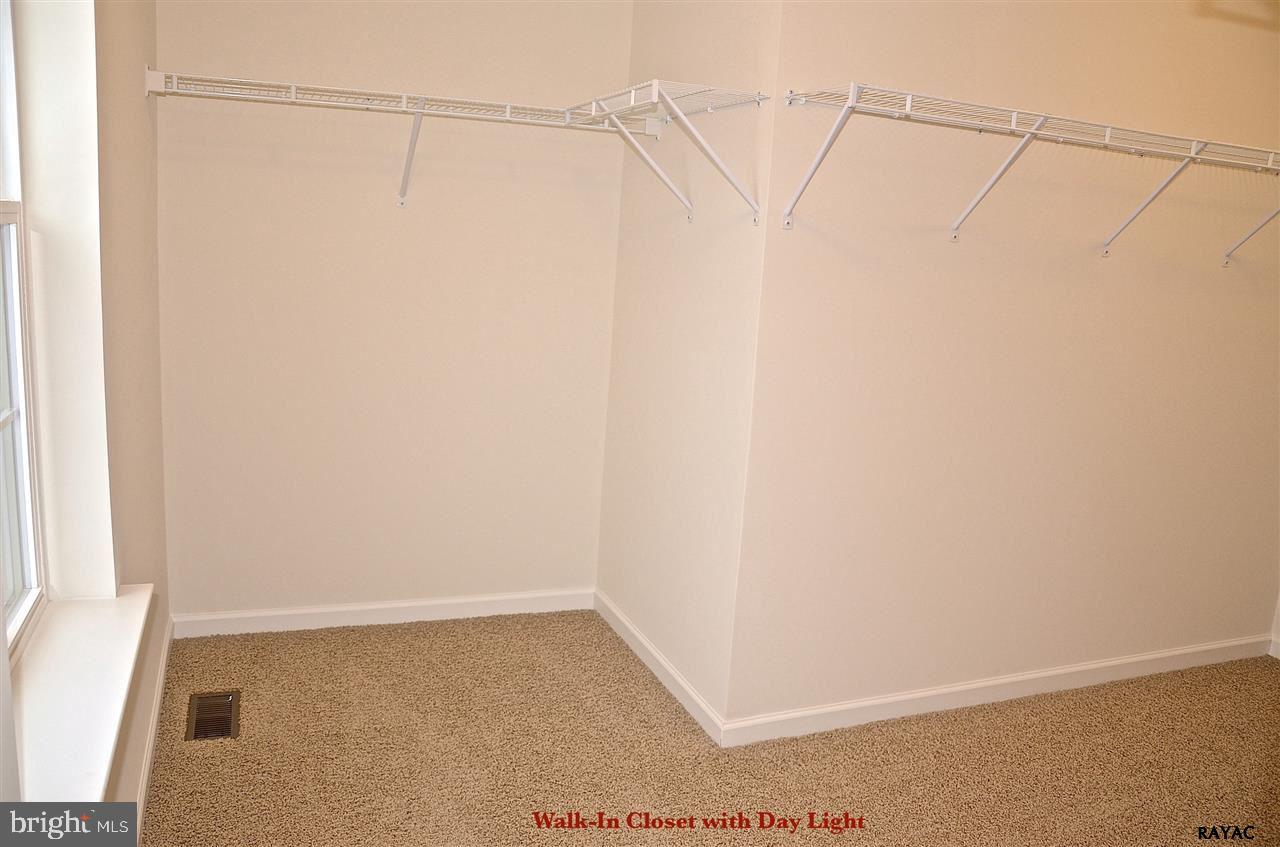LOGAN MEADOWS - Residential