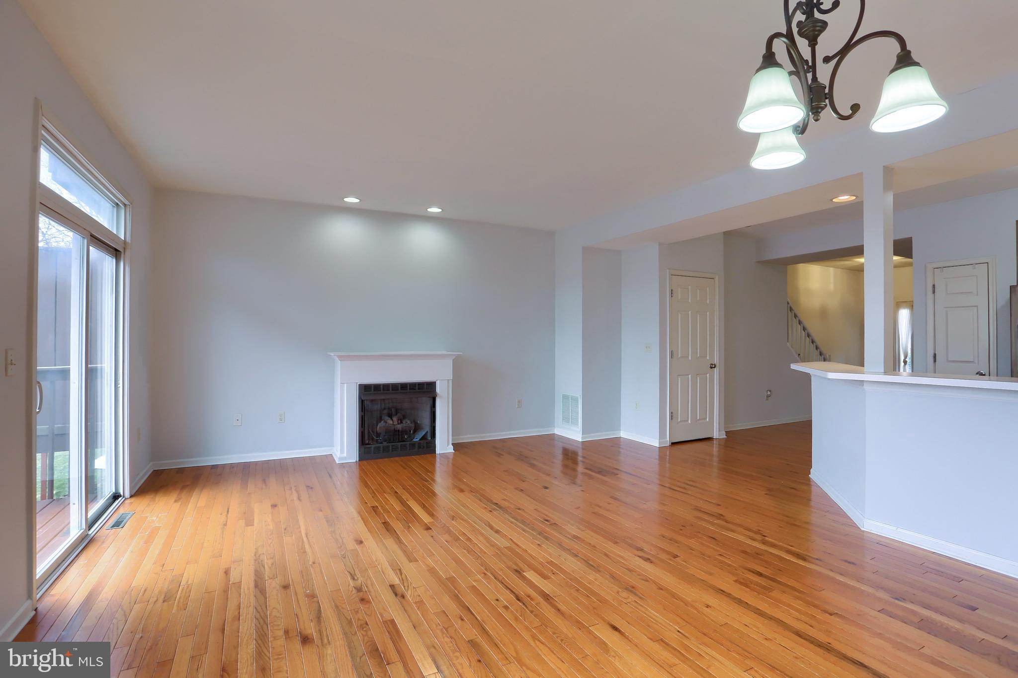 1049 WOODED POND DRIVE