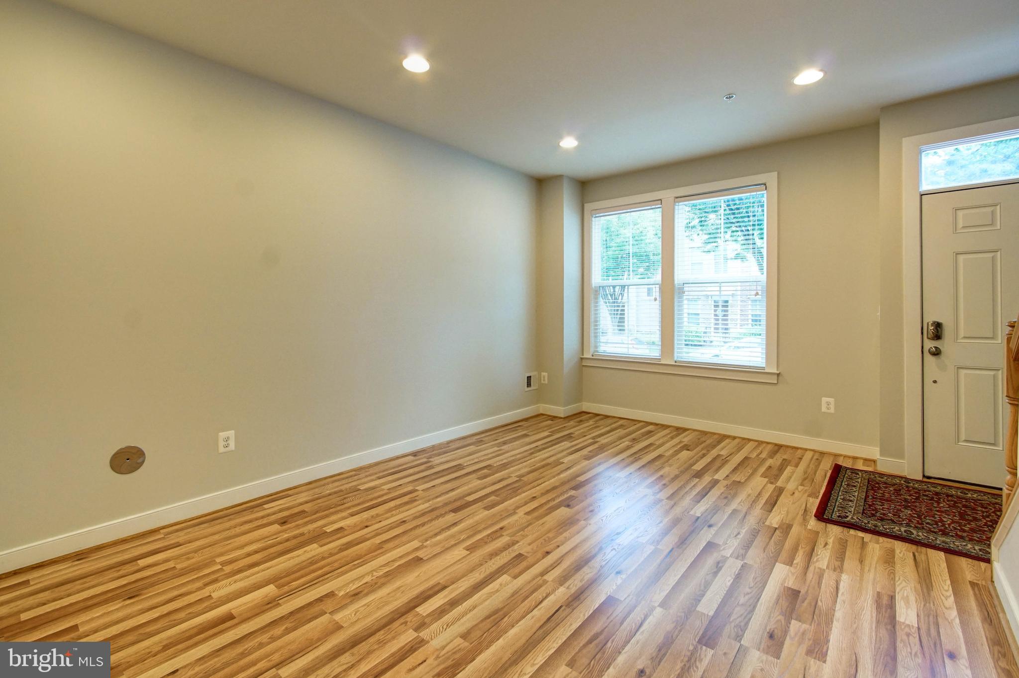 CROWN FARM - Residential Lease