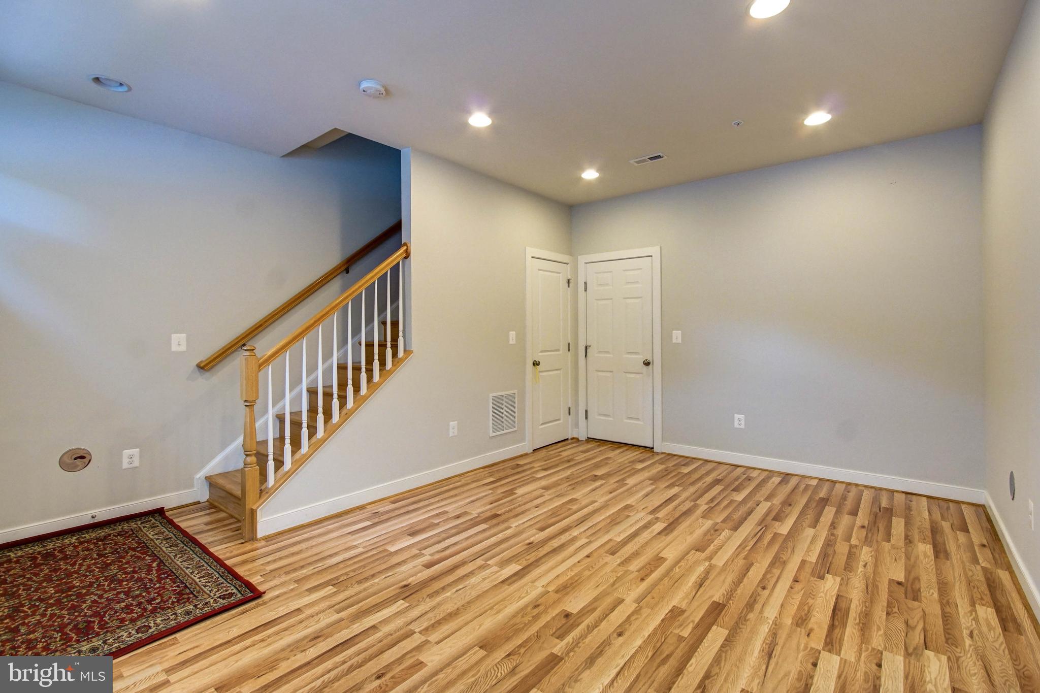 CROWN FARM - Residential Lease