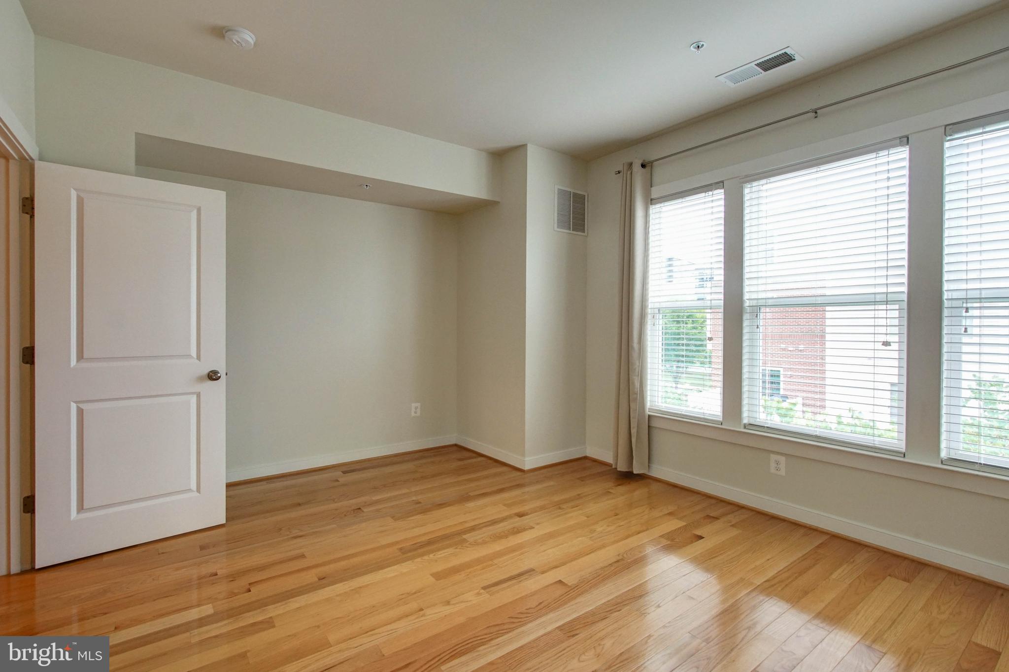 CROWN FARM - Residential Lease