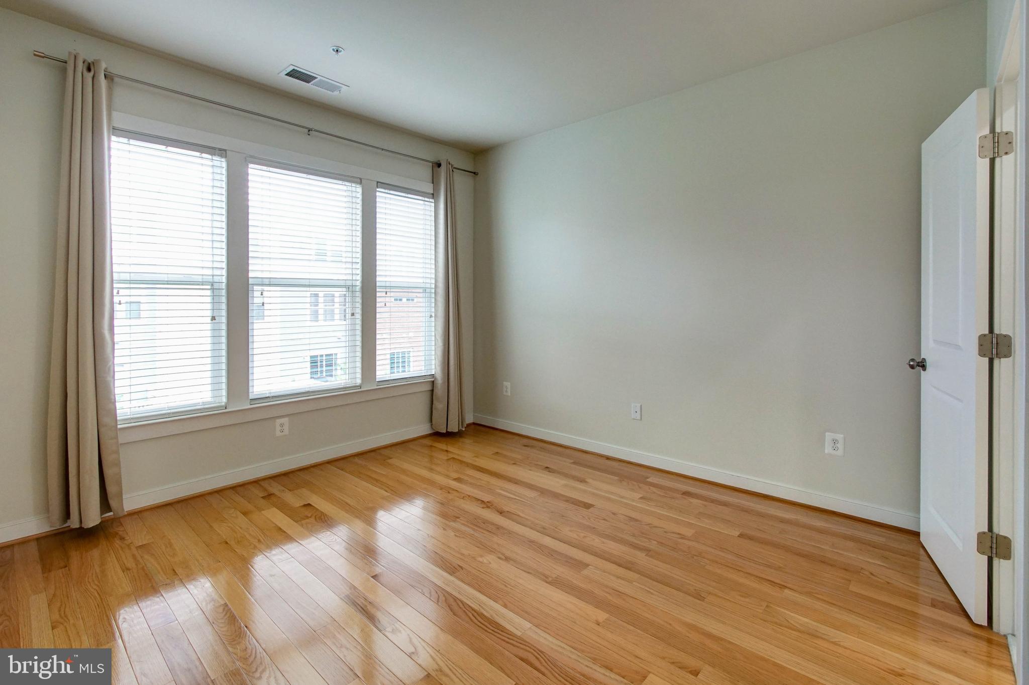 CROWN FARM - Residential Lease