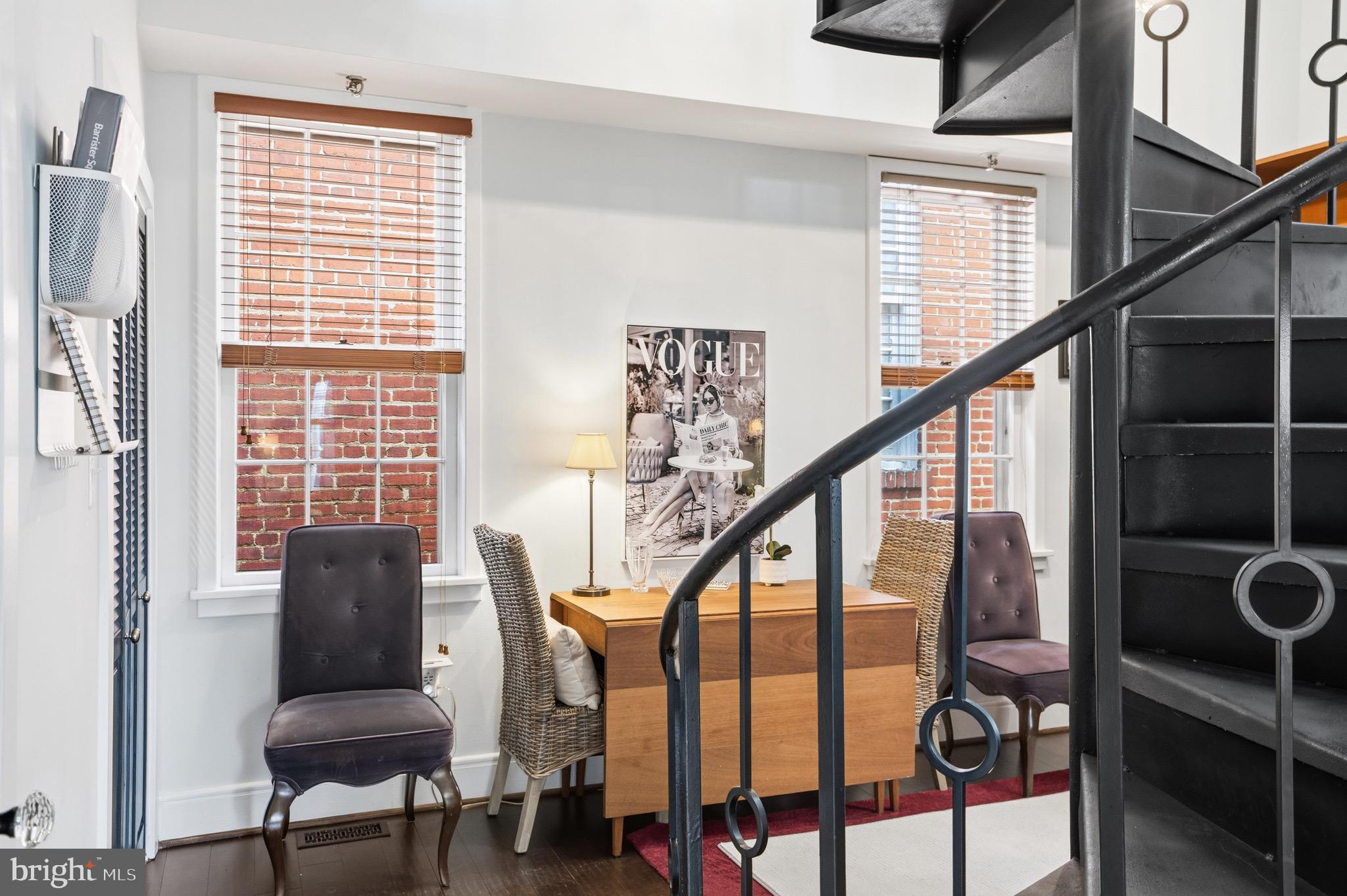 BARRISTER SQUARE - Commercial Sale