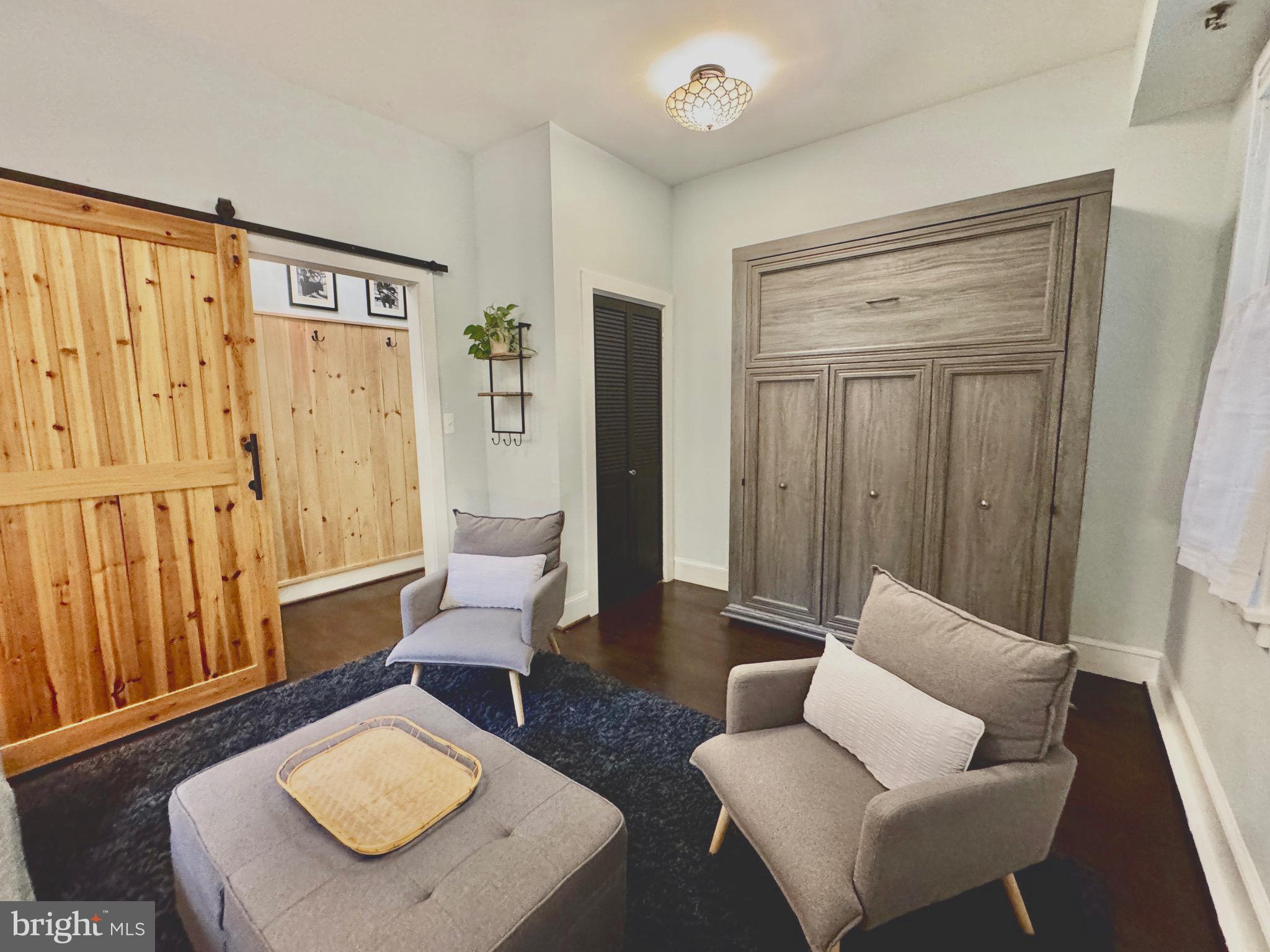 BARRISTER SQUARE - Commercial Sale