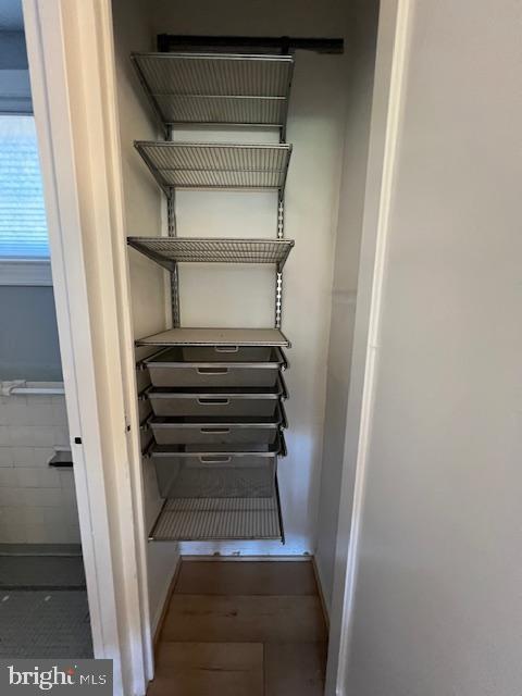 PARK  FAIRFAX - Residential Lease