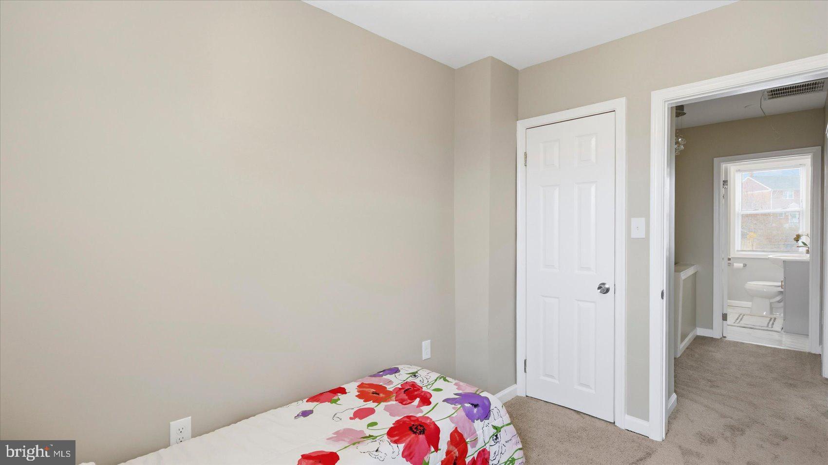 CAMERON VILLAGE - Residential