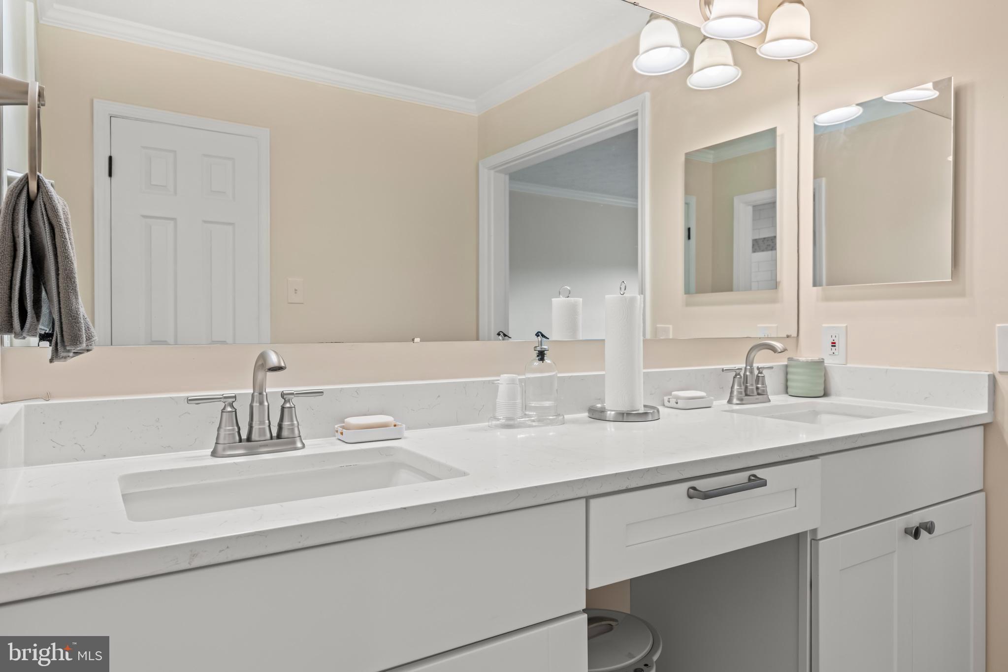 GREENFIELDS - Residential