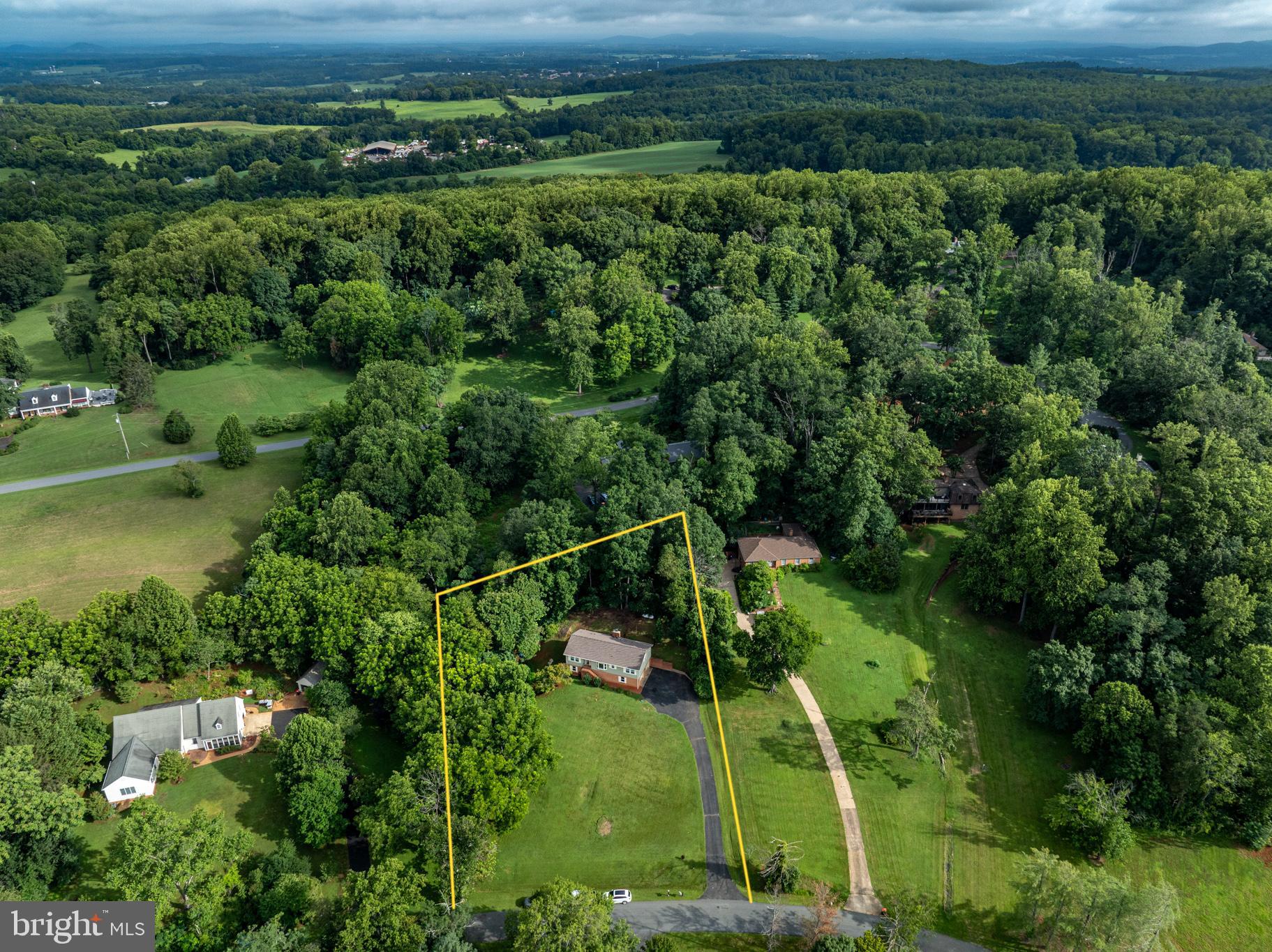 GREENFIELDS - Residential