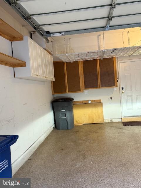 HUNTINGTON STATION - Residential Lease