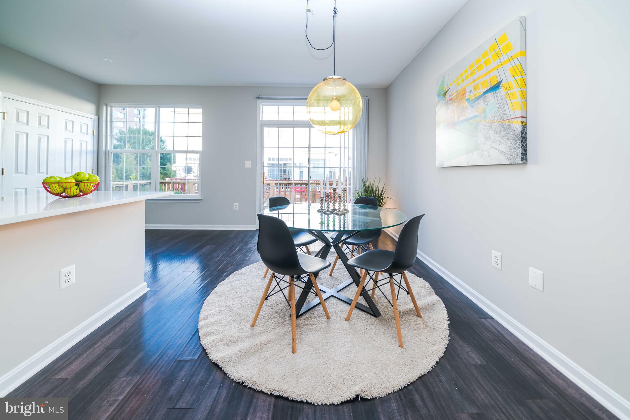 HUNTINGTON STATION - Residential Lease