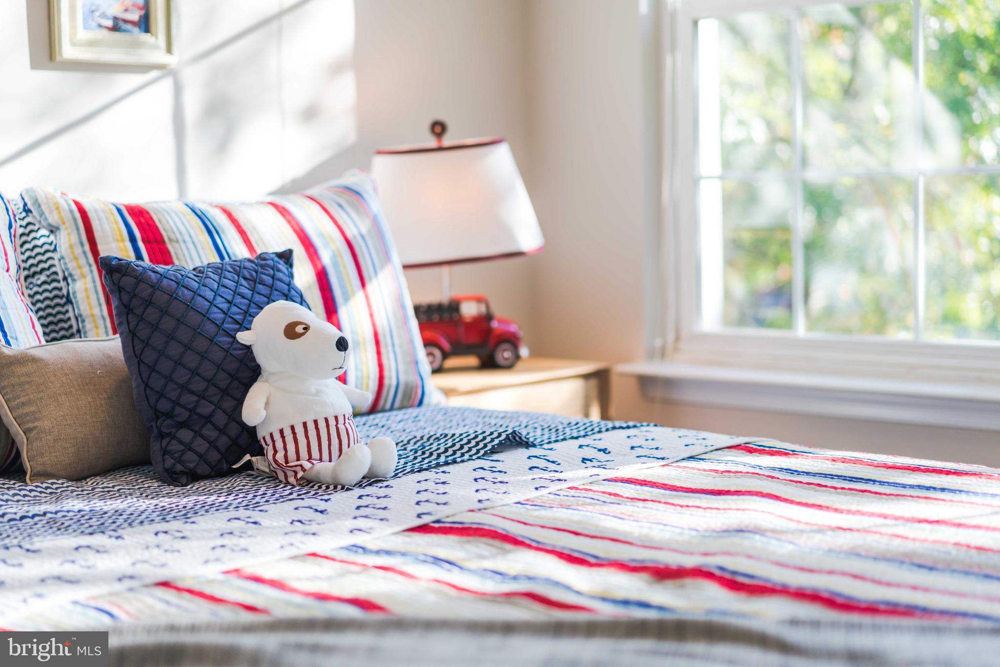 HUNTINGTON STATION - Residential Lease