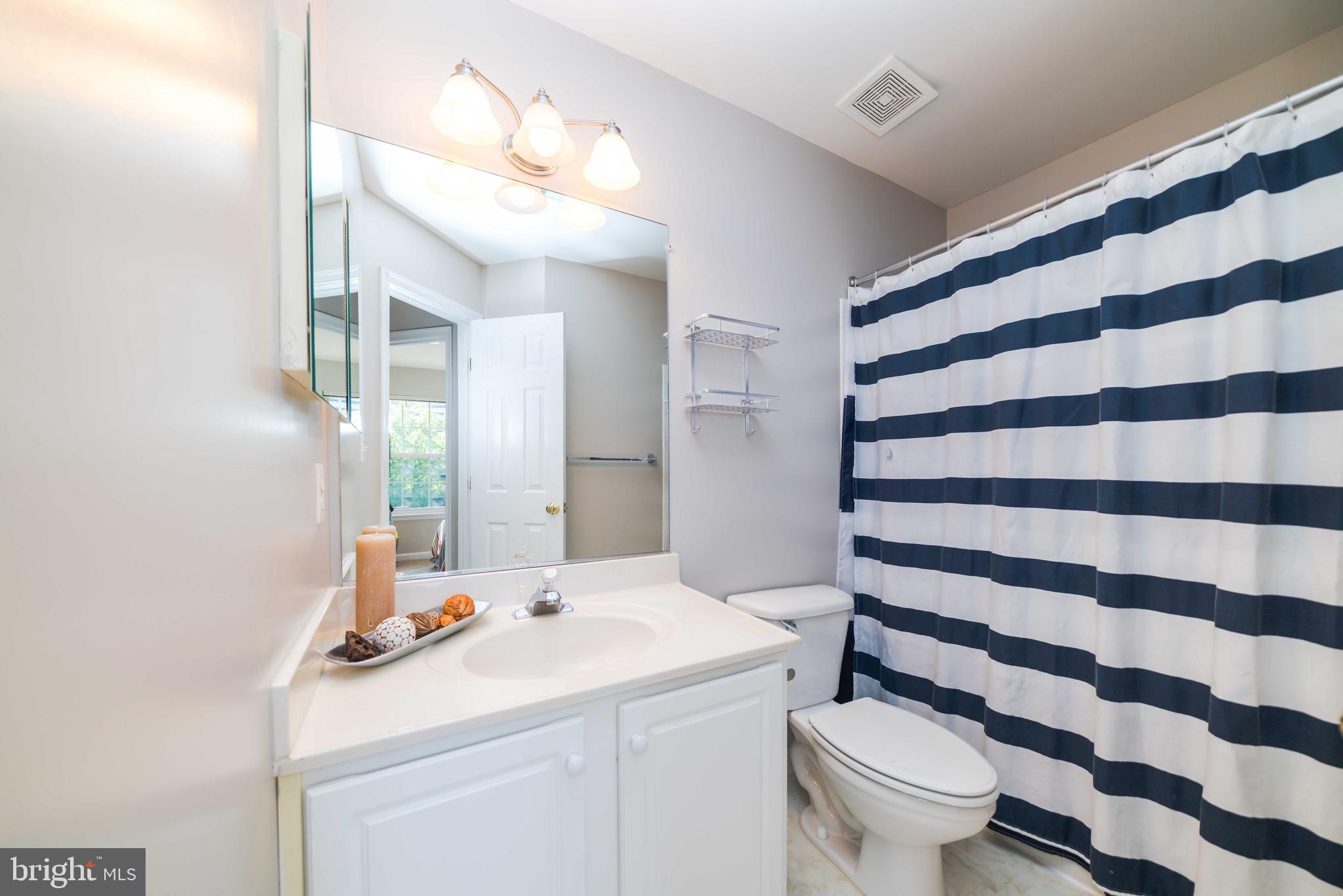 HUNTINGTON STATION - Residential Lease