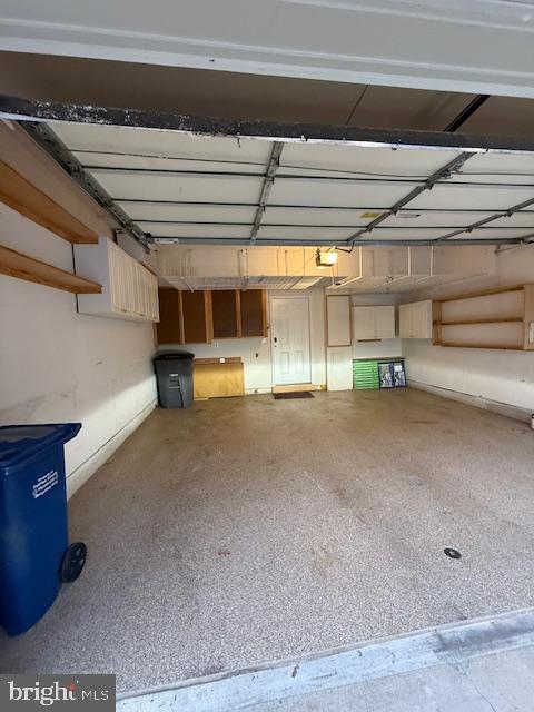 HUNTINGTON STATION - Residential Lease