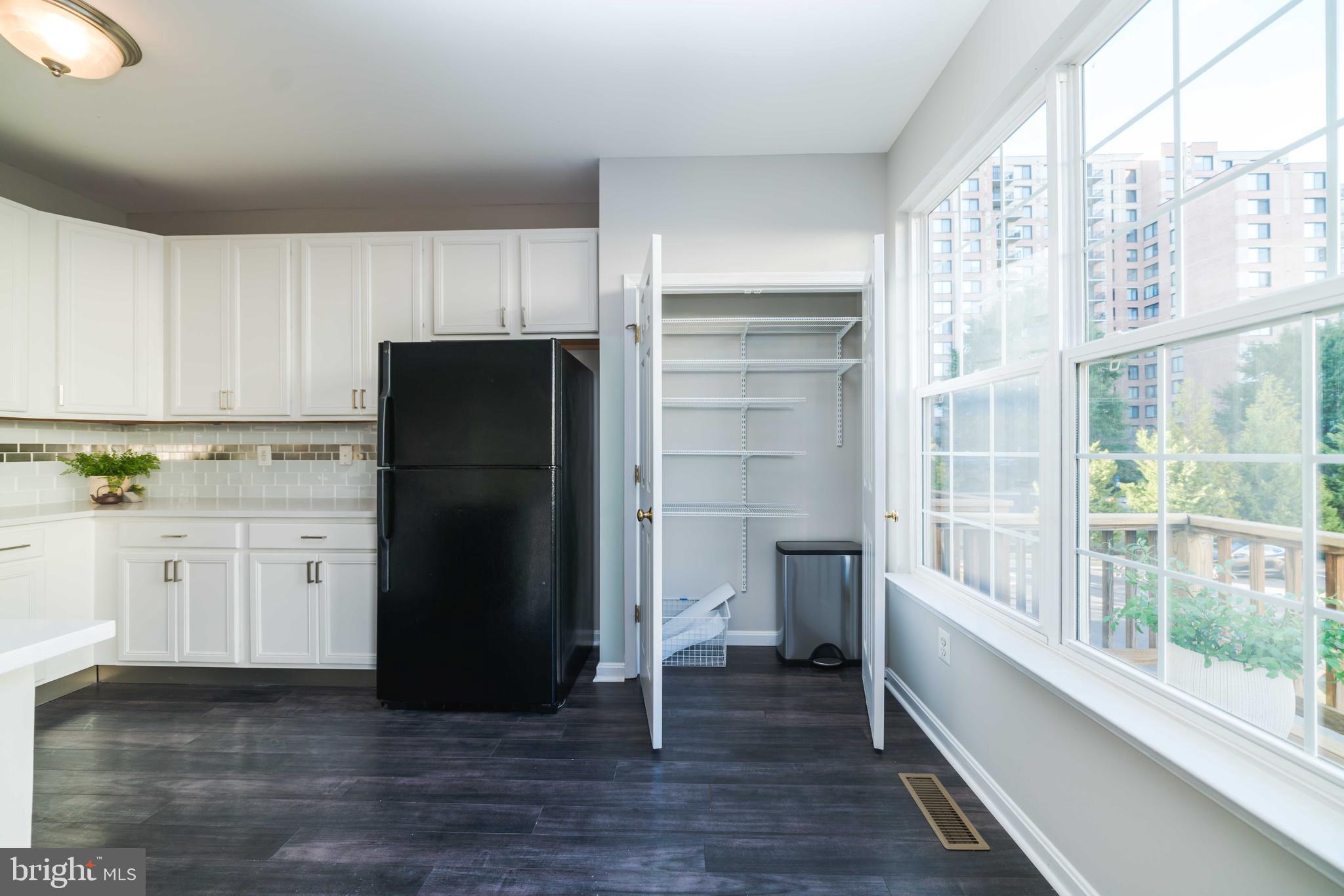 HUNTINGTON STATION - Residential Lease