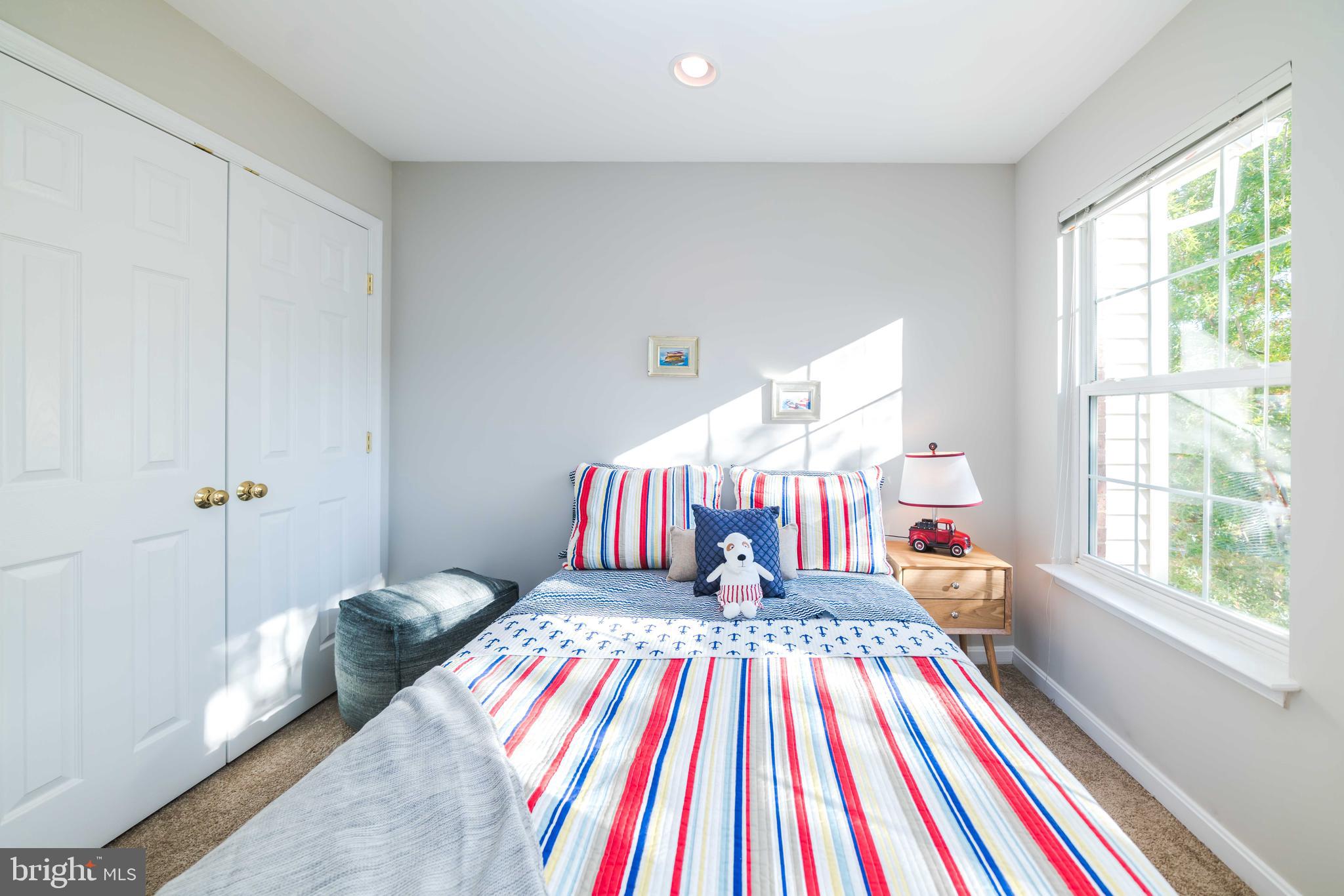 HUNTINGTON STATION - Residential Lease