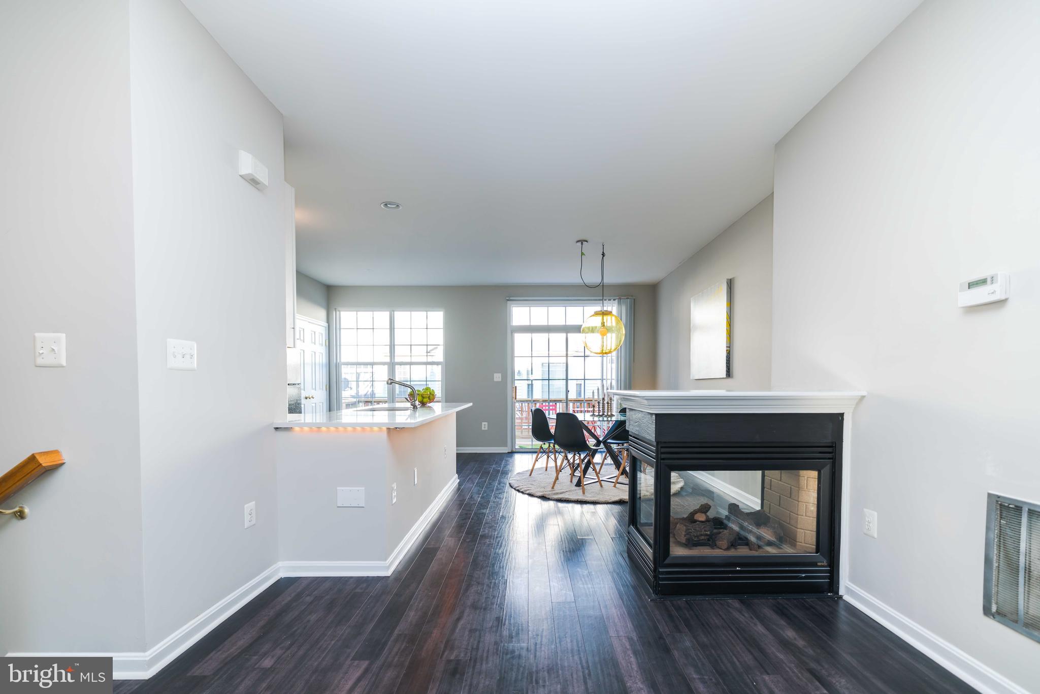 HUNTINGTON STATION - Residential Lease