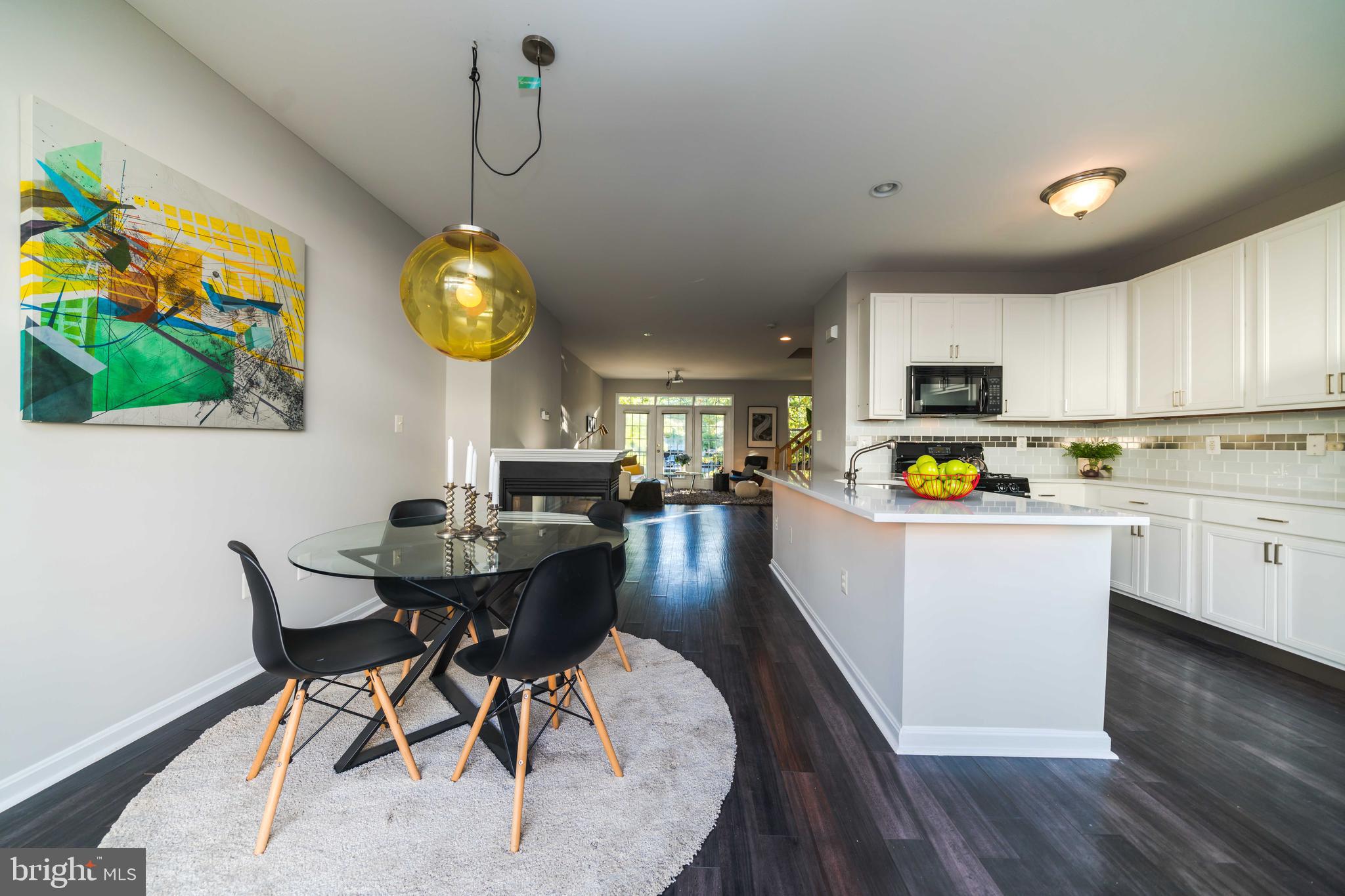 HUNTINGTON STATION - Residential Lease