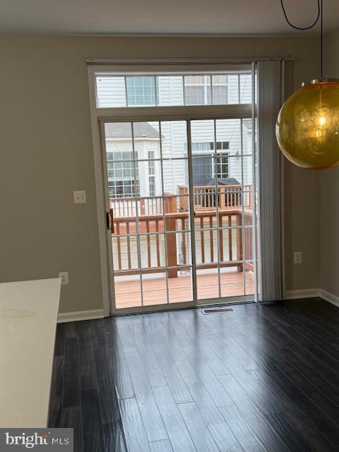 HUNTINGTON STATION - Residential Lease