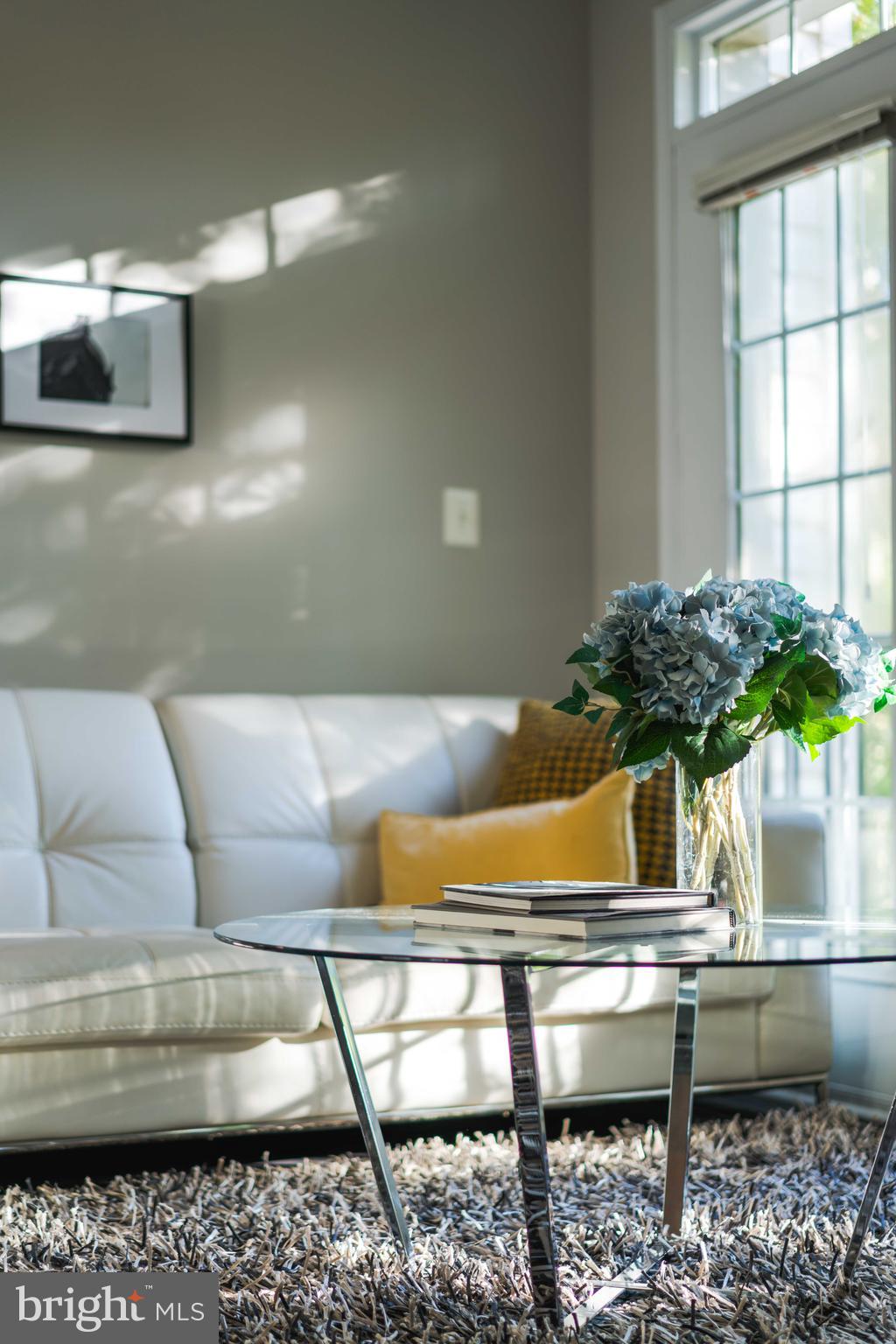 HUNTINGTON STATION - Residential Lease