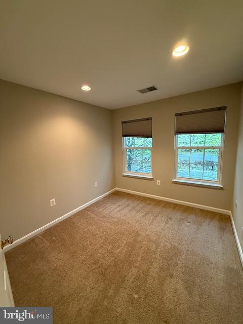 HUNTINGTON STATION - Residential Lease