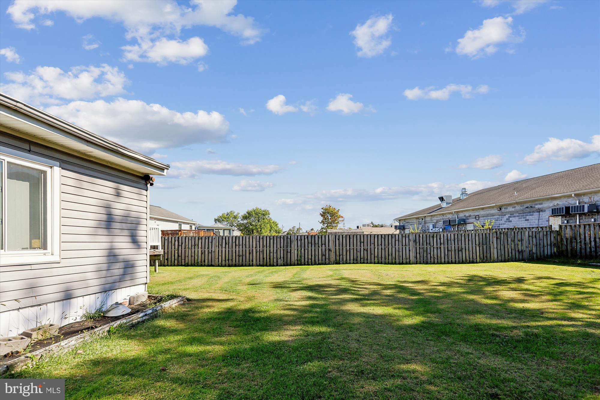 WINDSOR GARDENS - Residential