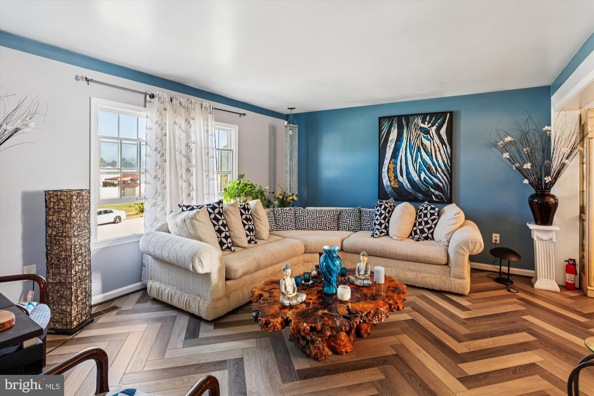 WINDSOR GARDENS - Residential