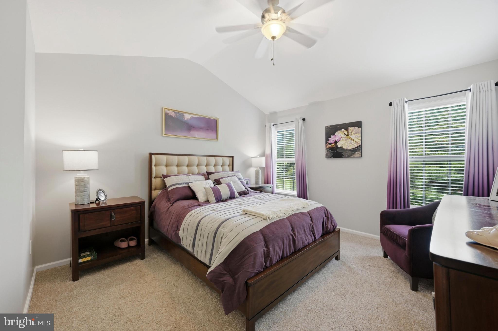 COUNTRY CROSSING - Residential
