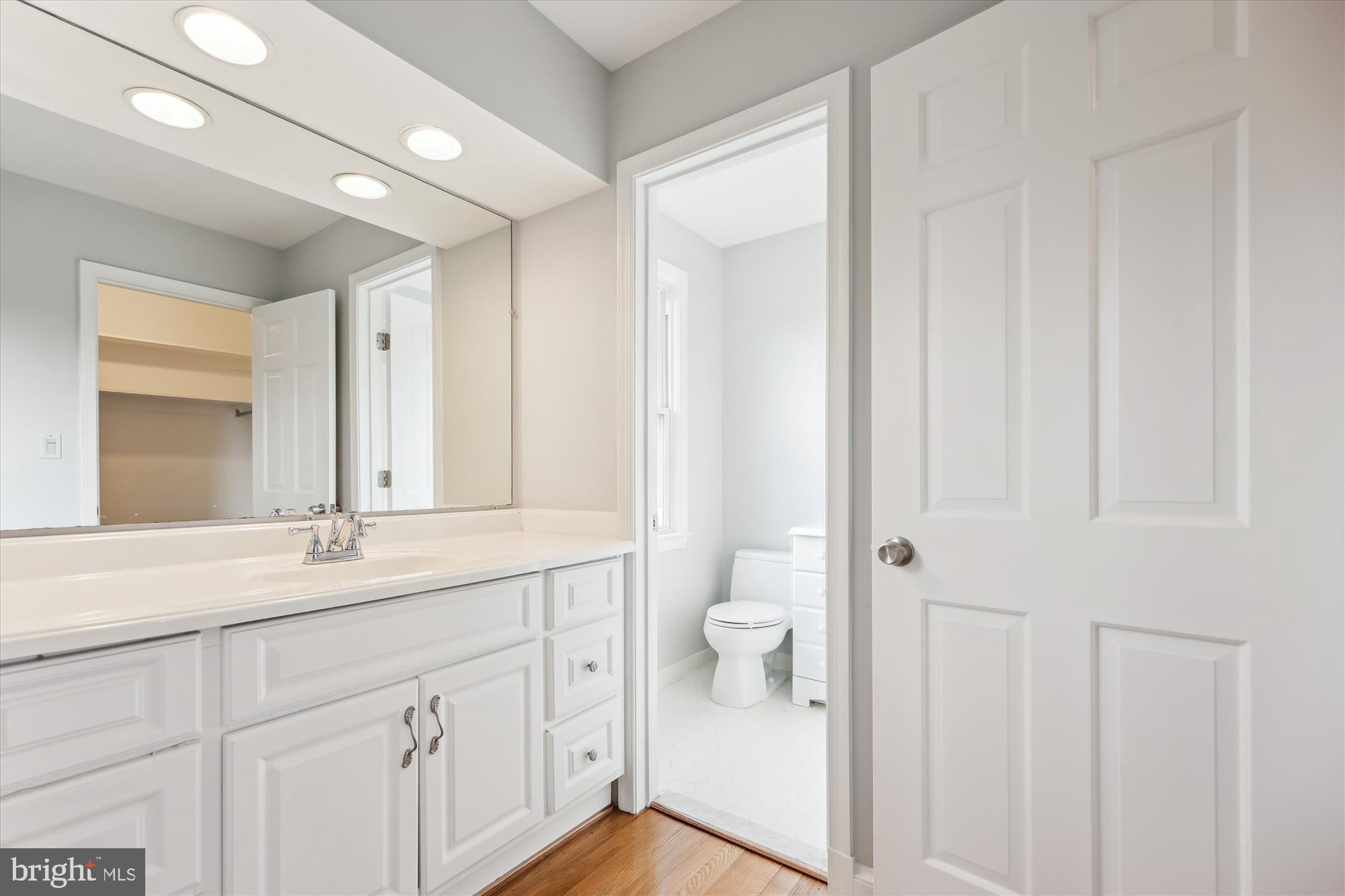 MCAULEY PARK - Residential
