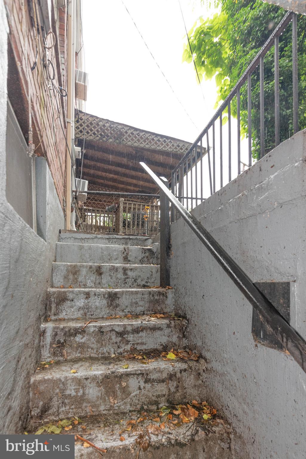 BELVEDERE SQUARE - Residential