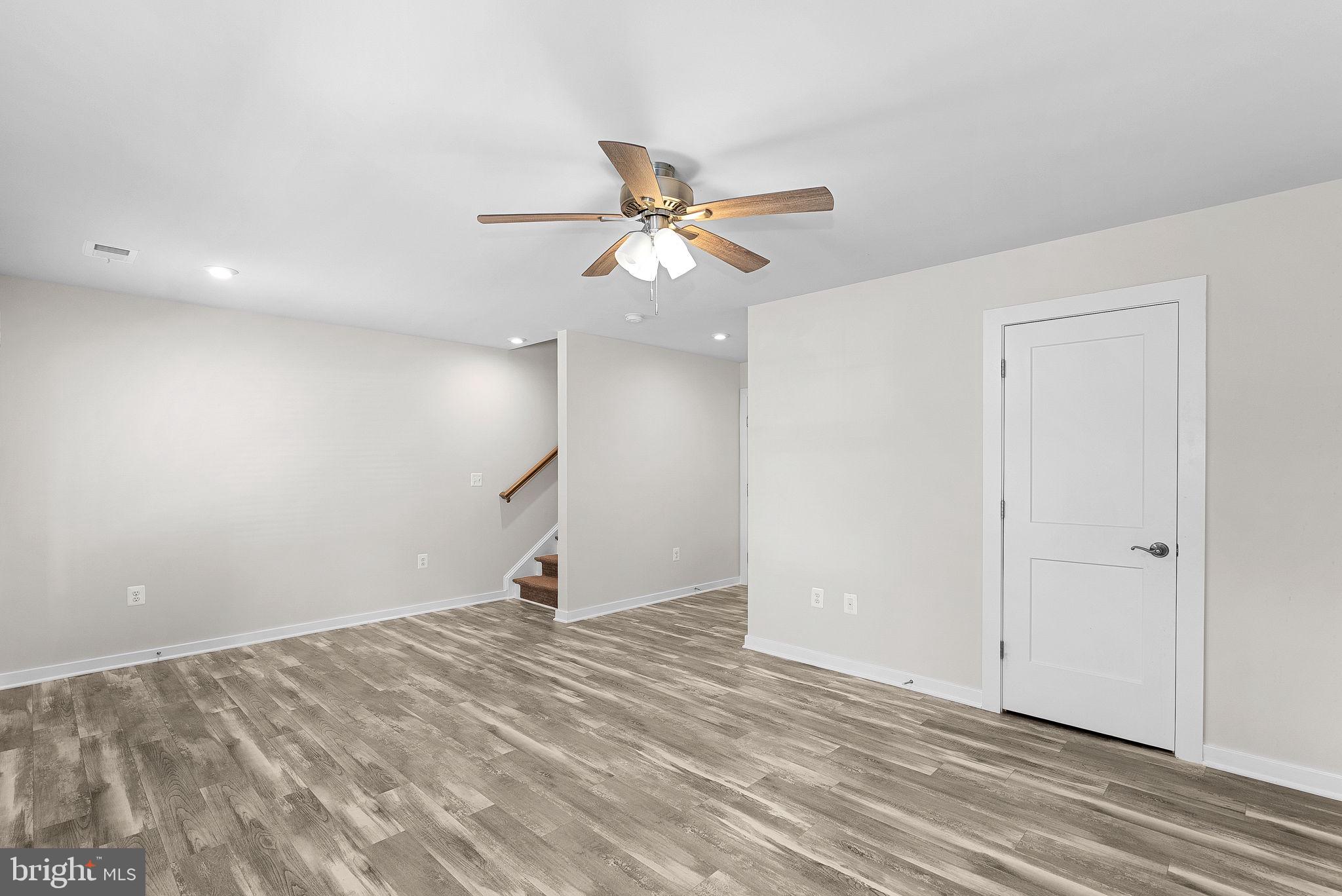 TUSCARORA VILLAGE - Residential Lease