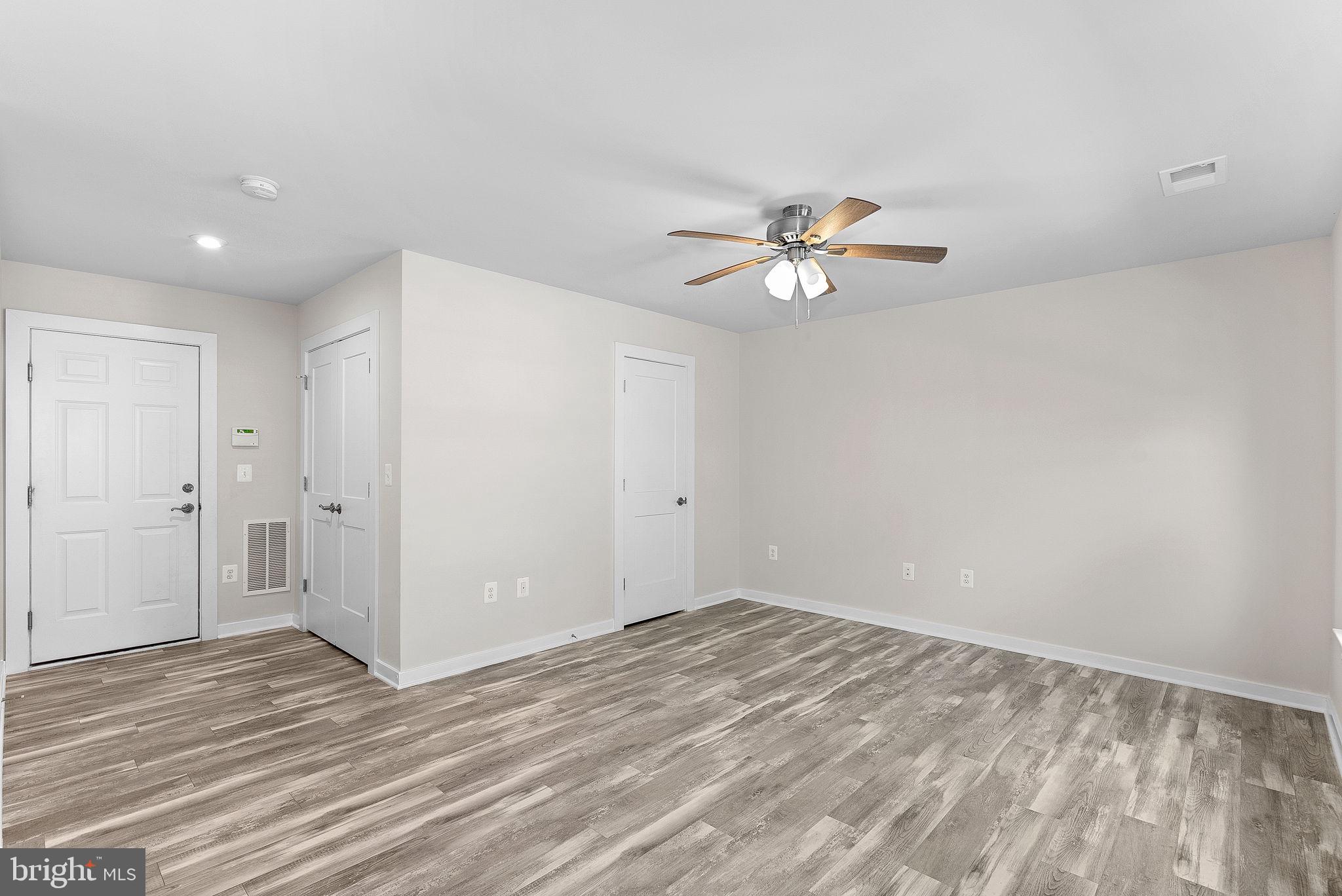 TUSCARORA VILLAGE - Residential Lease