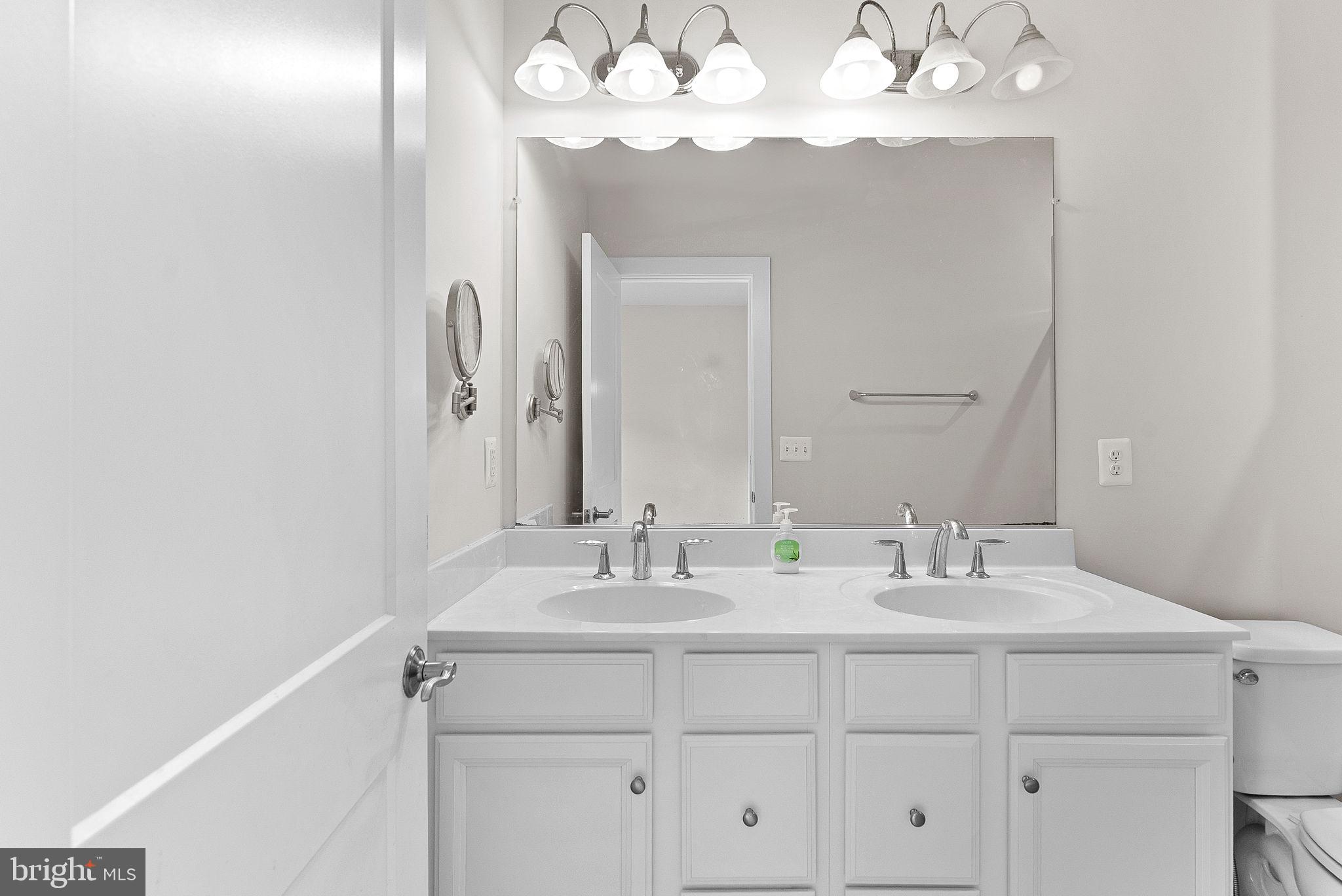 TUSCARORA VILLAGE - Residential Lease